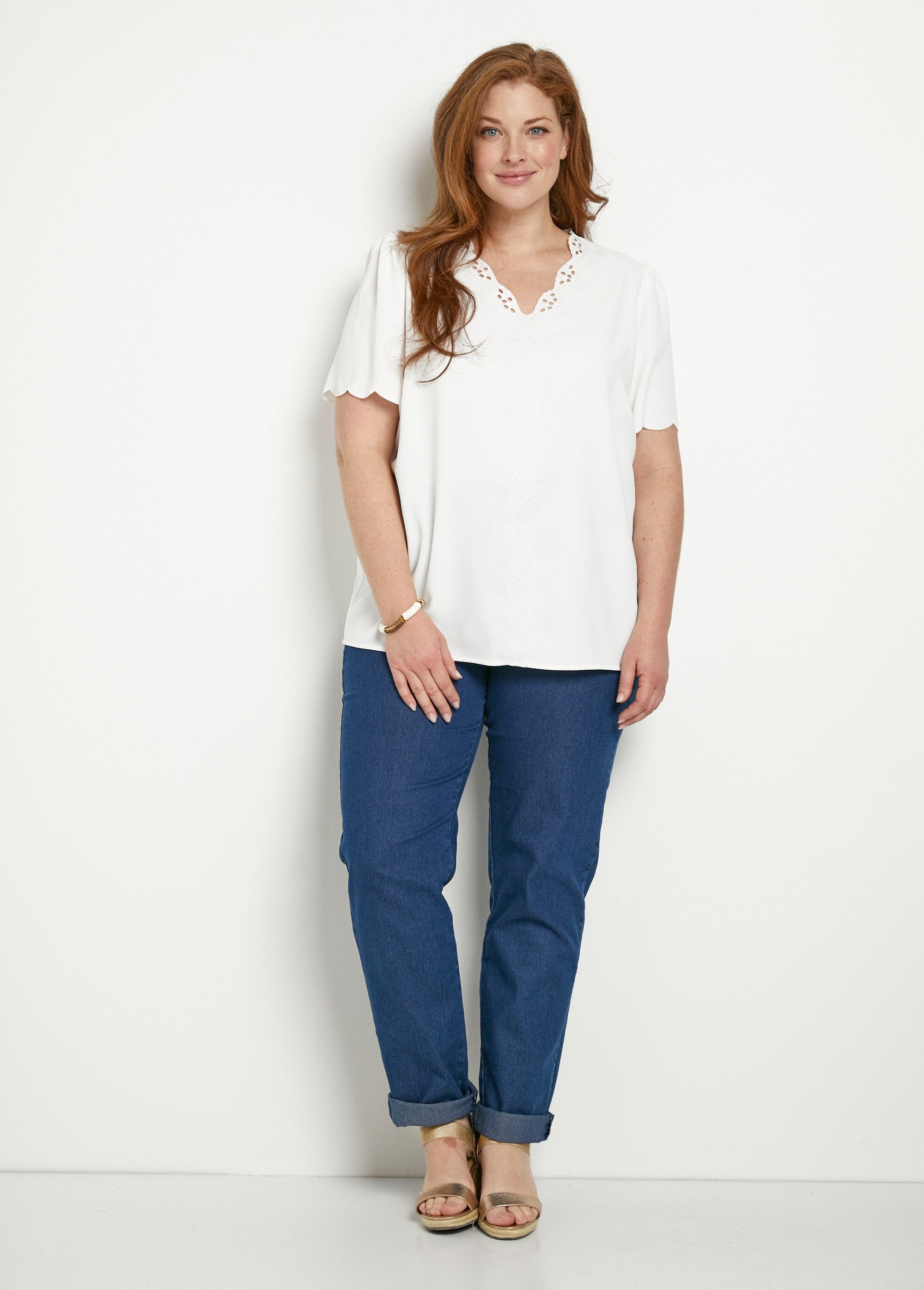 Lange_geborduurde_tuniek_met_effen_korte_mouwen_Ecru_SF1_curvy