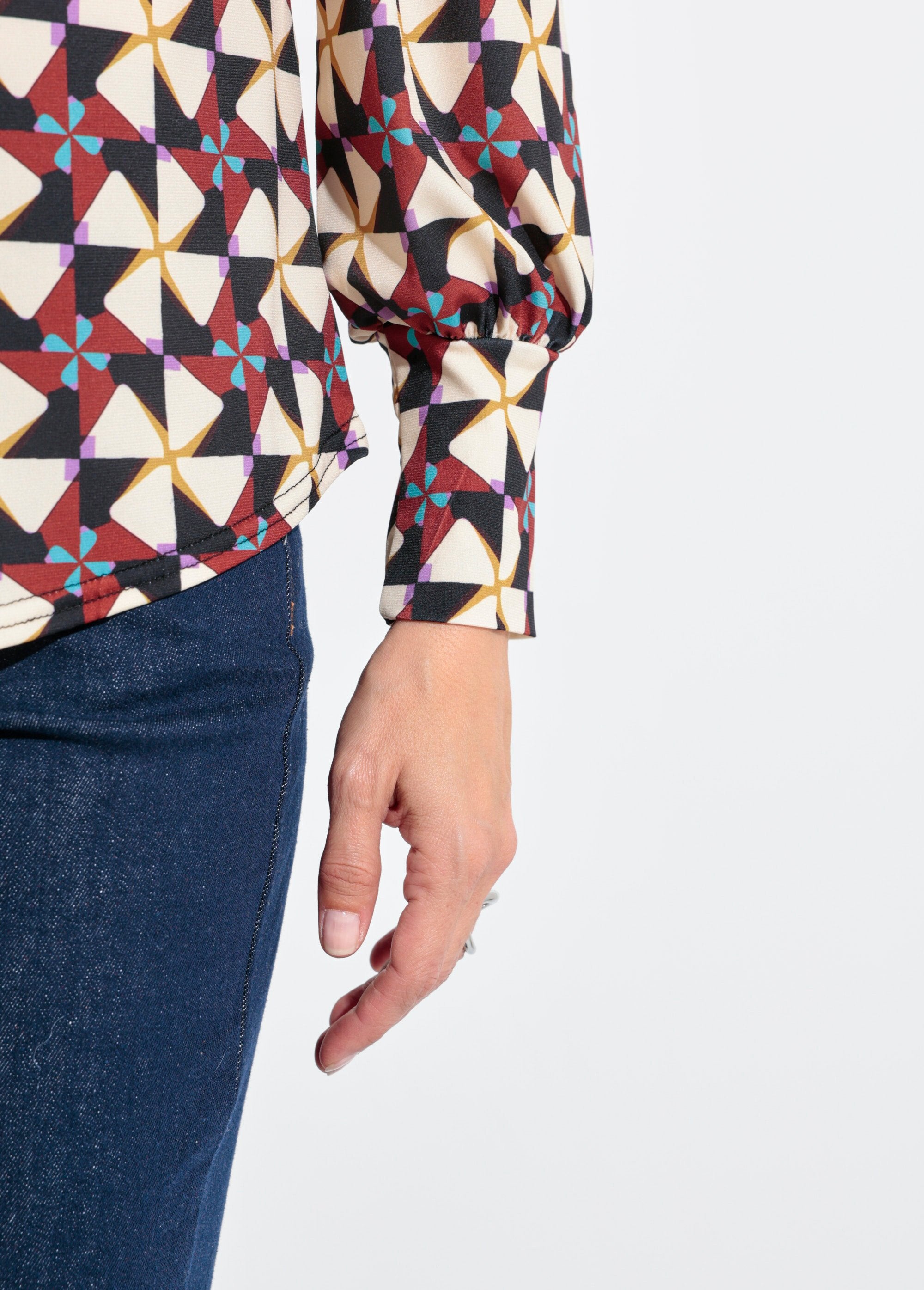 Tuniek_met_lange_mouwen_en_nauwsluitende_manchetten_Ecru_et_marron_DE2_slim