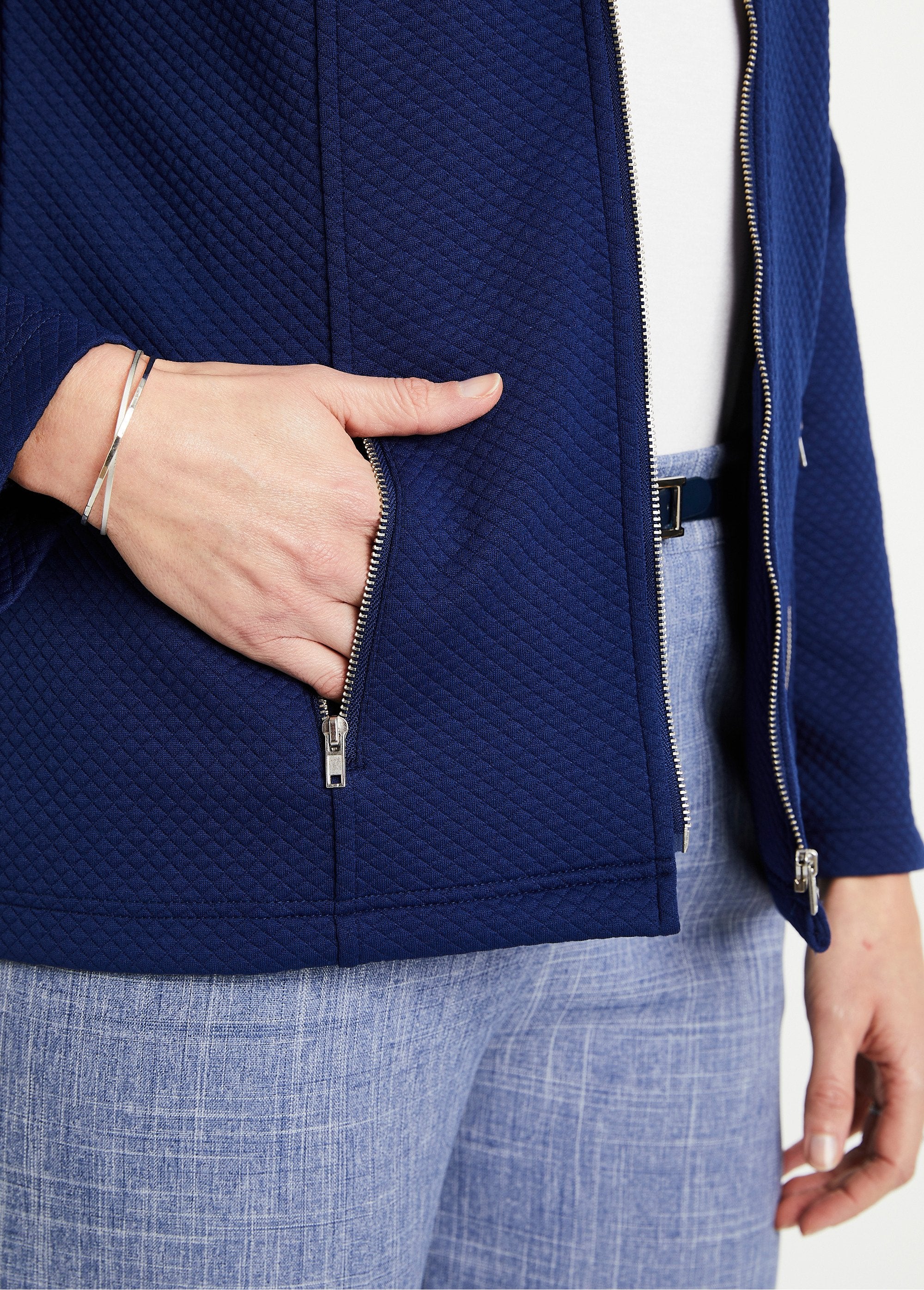 Veste_cintrée_sans_col_Marine_DE2_slim