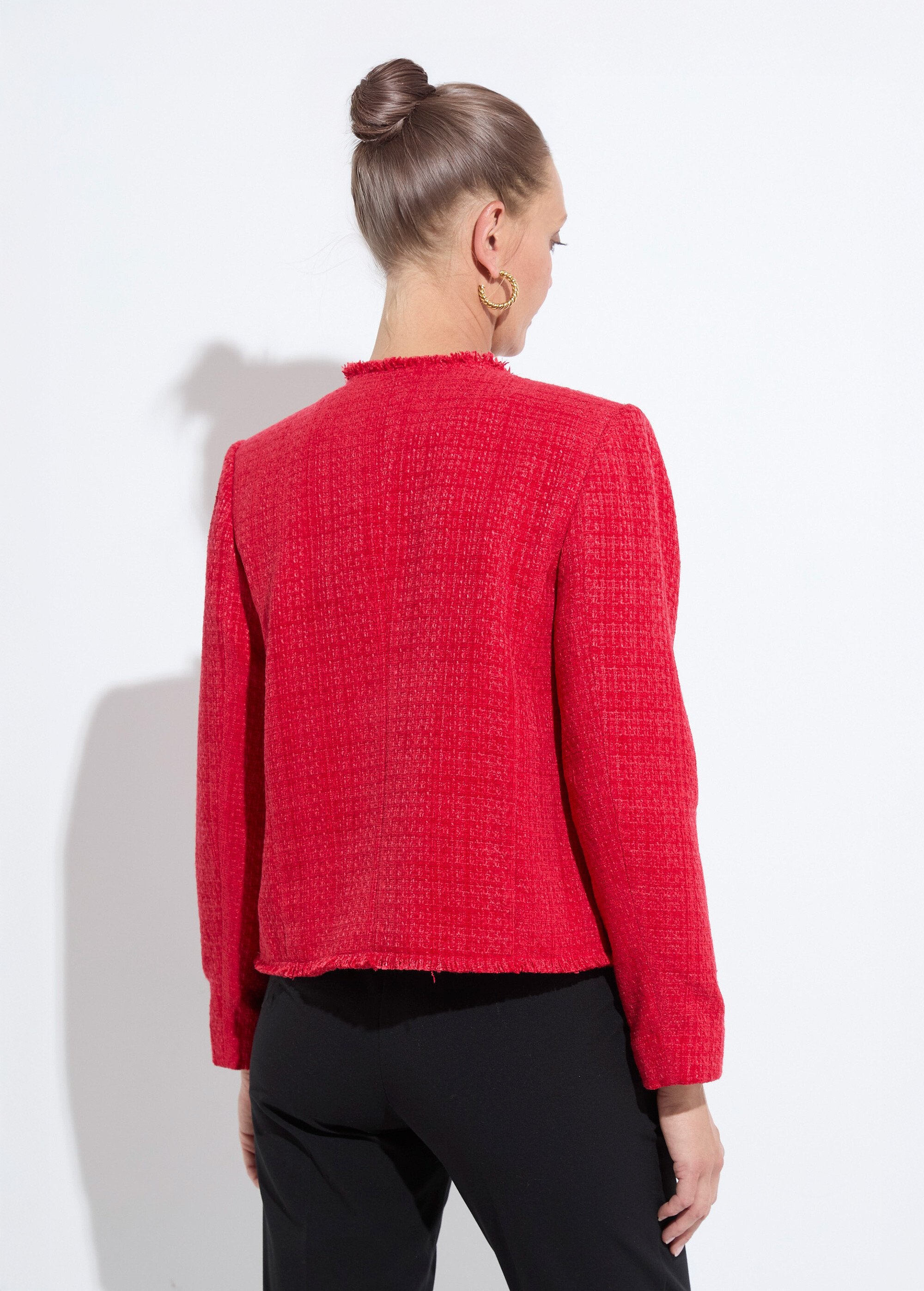 Tweed_jasje_zonder_kraag_met_franjes_en_knopen_Rouge_DO1_slim