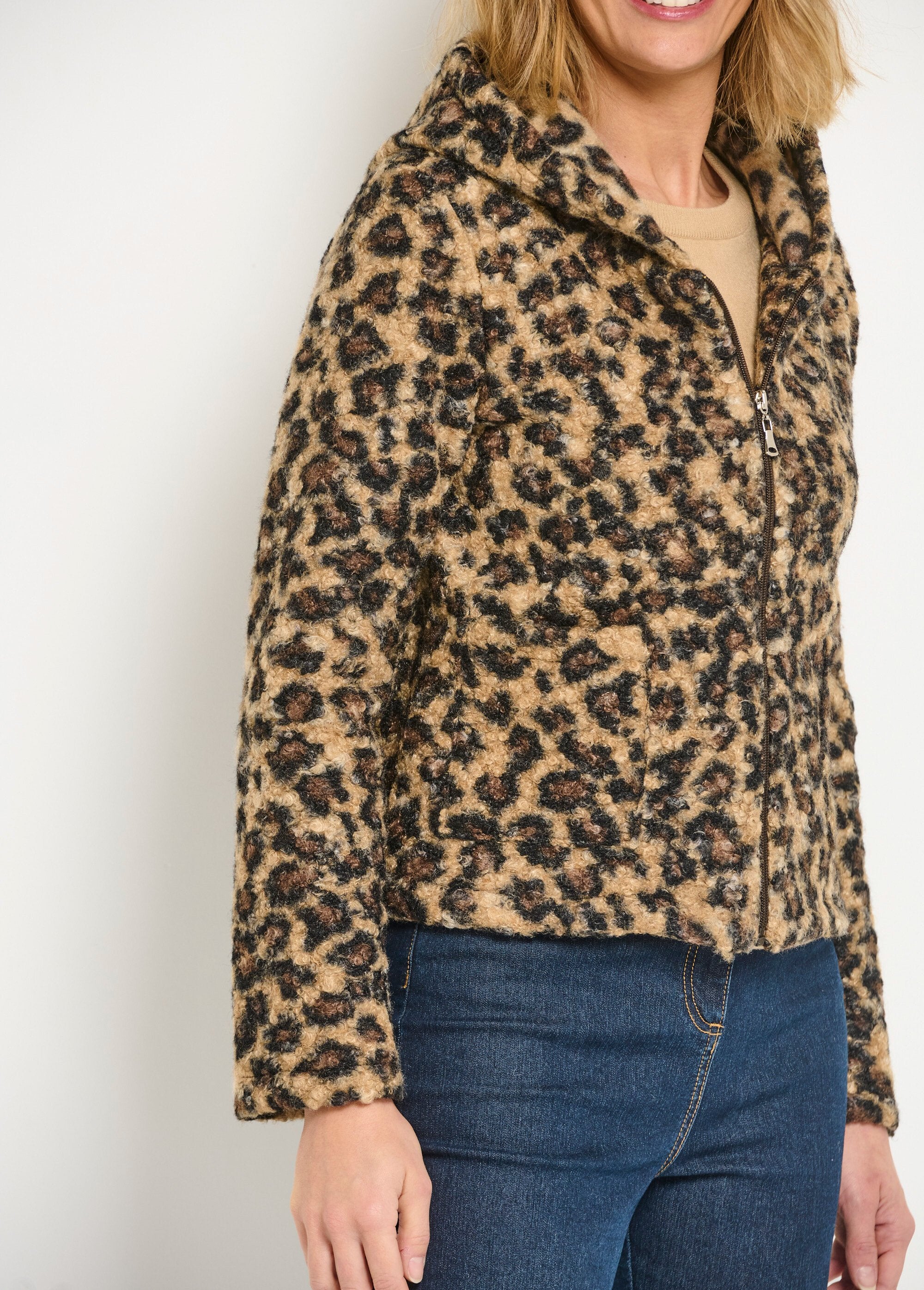 Veste_zippée_léopard_à_capuche_Leopard_DE2_slim
