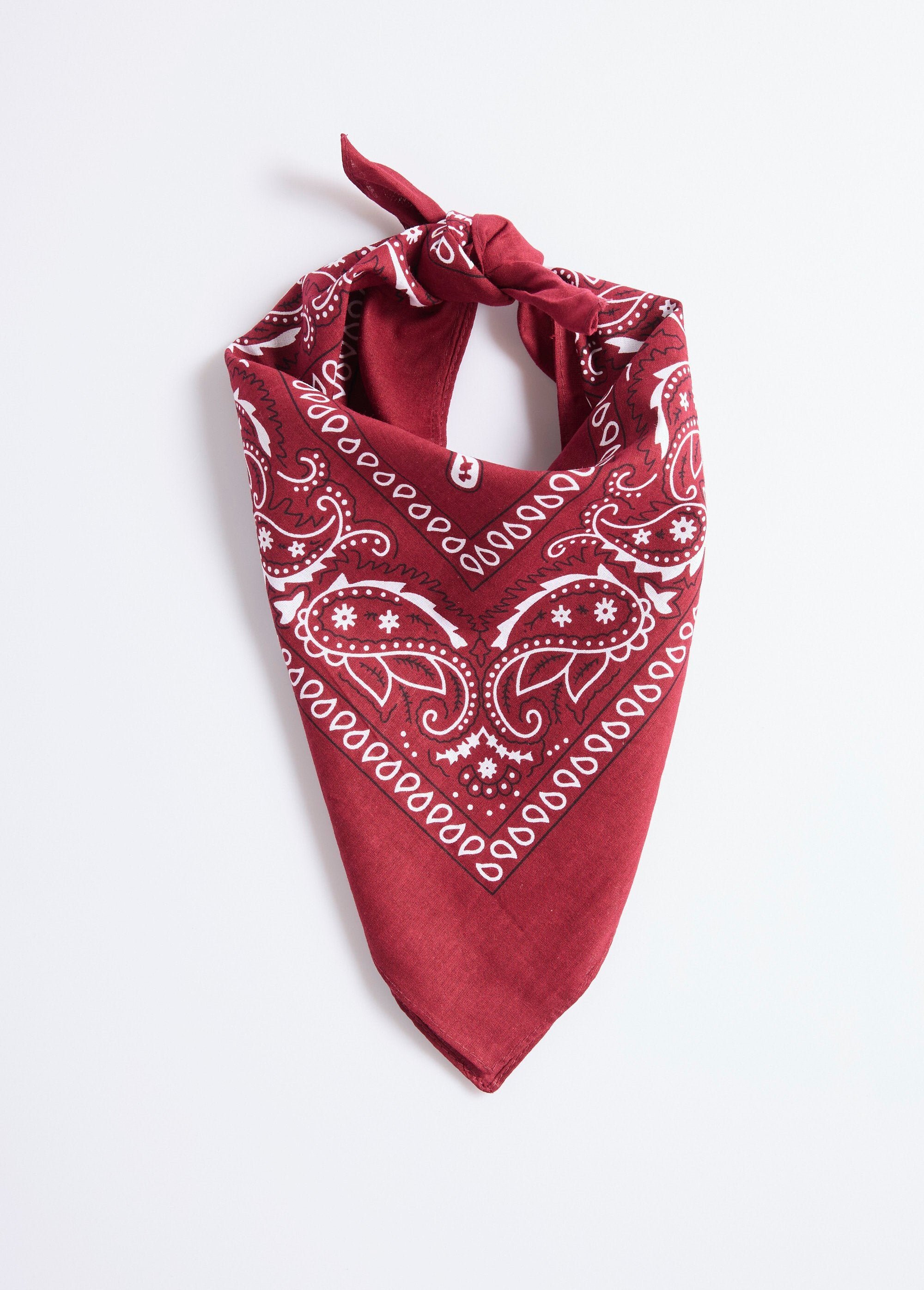Vierkante_bandana_sjaal_Bordeaux_FA1_slim