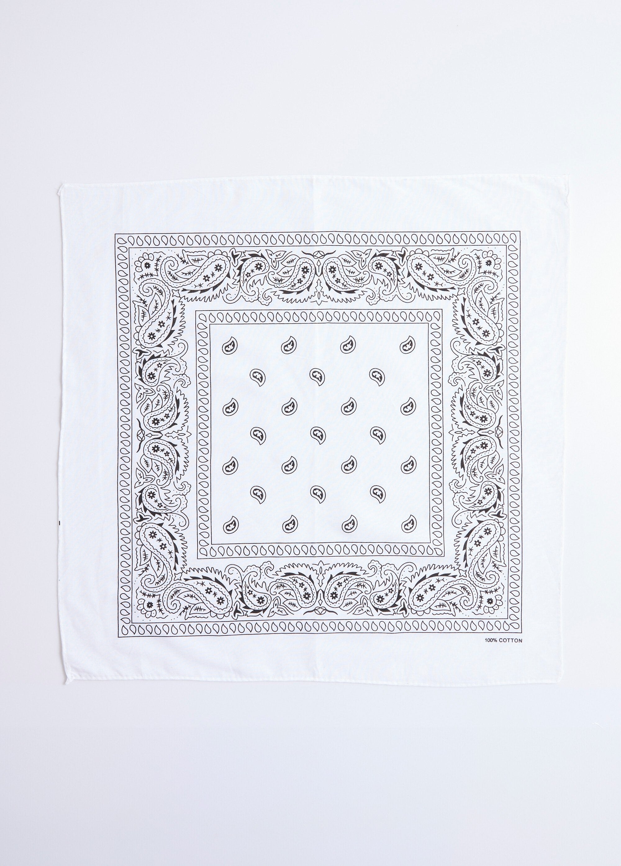 Foulard_carré_façon_bandana_Blanc_DE1_slim