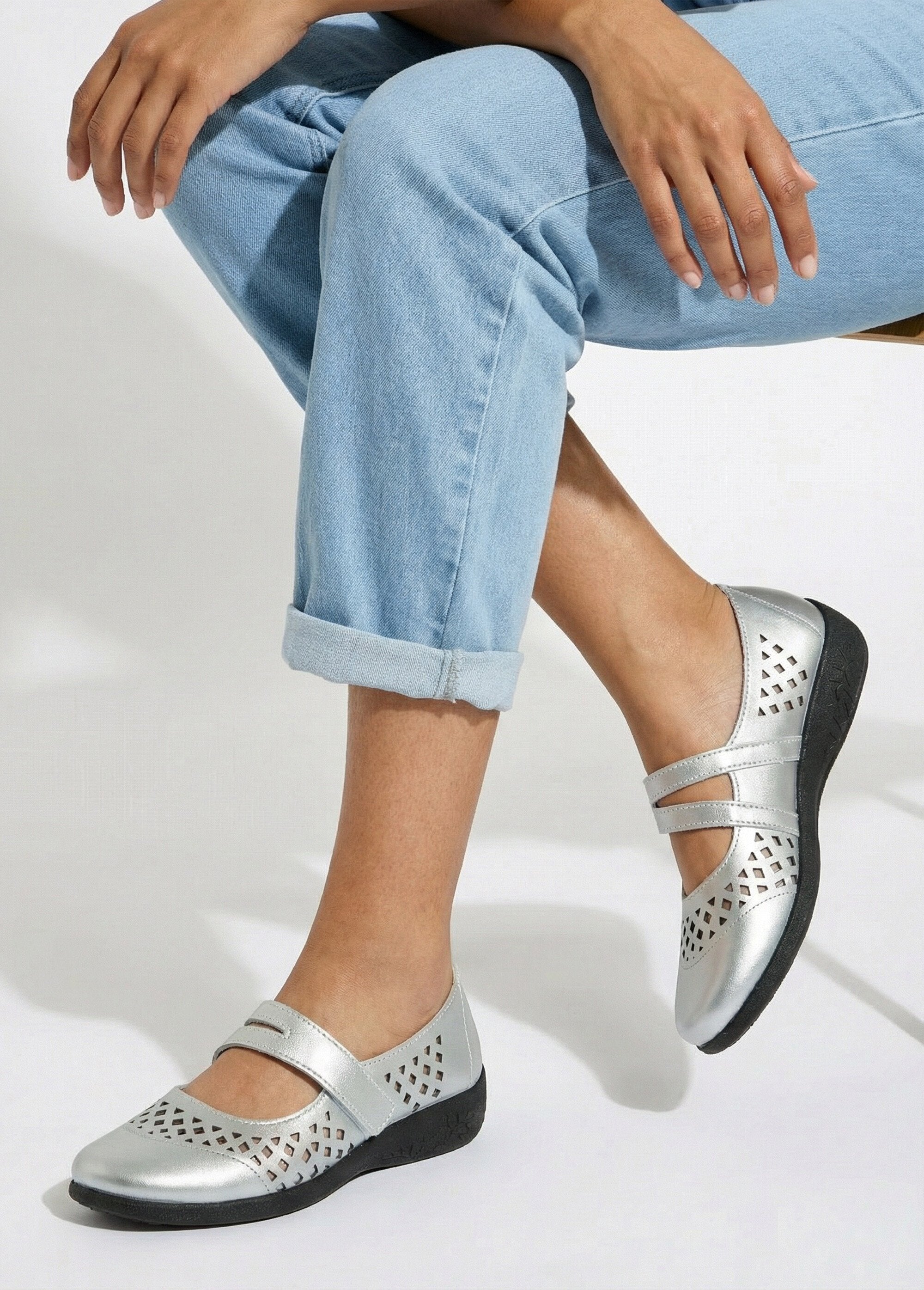 Ballerines_babies_cuir_largeur_confort_Argent_irise_SF1_slim