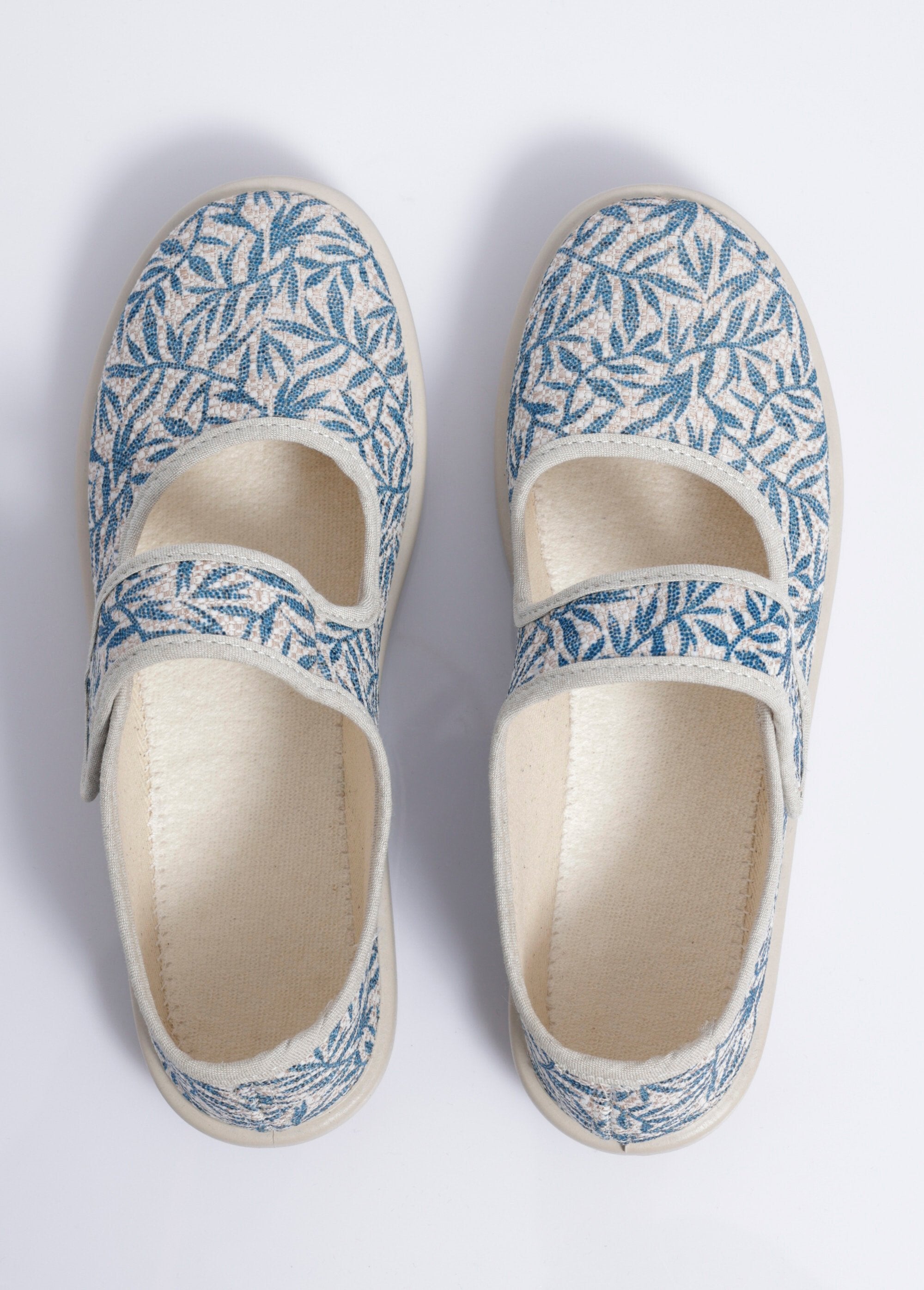 Ballerines_babies_scratch_grande_largeur_vegan_Bleu_OV1_slim