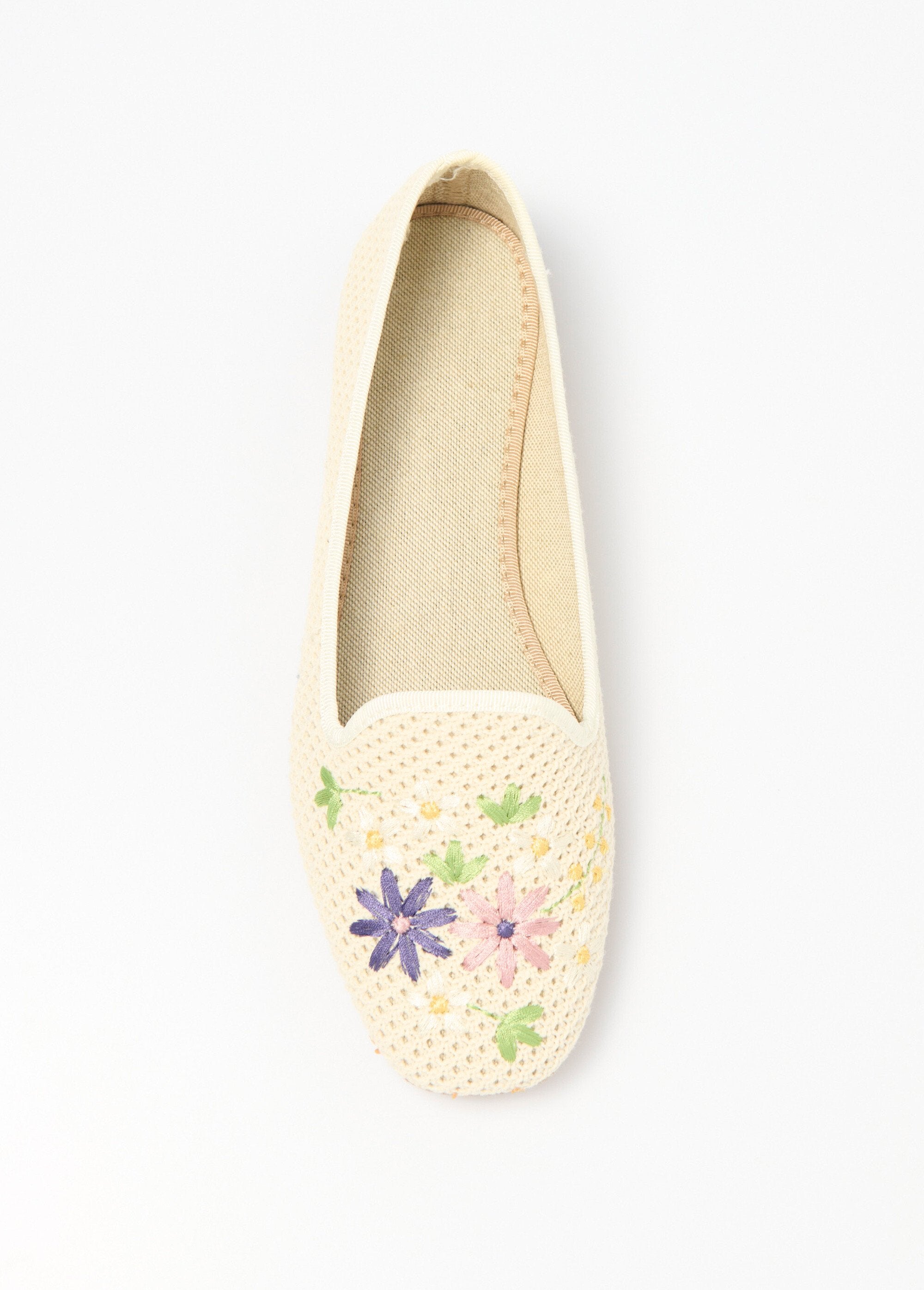 Open_ballerinas_with_embroidered_textile_and_flat_heel_Beige_OV1_slim