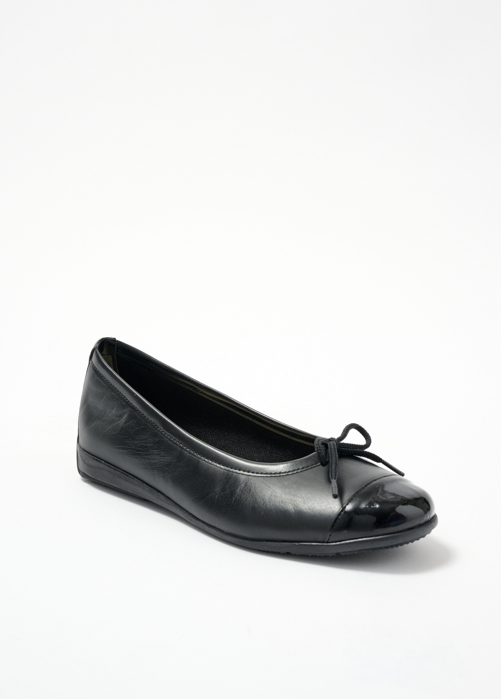 Ballerines_souples_en_cuir_largeur_confort_Noir_FA1_slim