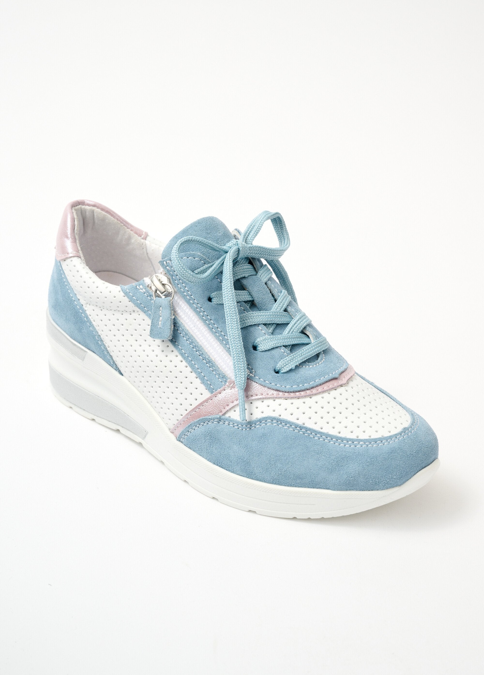 Baskets_grande_largeur_compensées_cuir_Bleu_et_blanc_FA1_slim