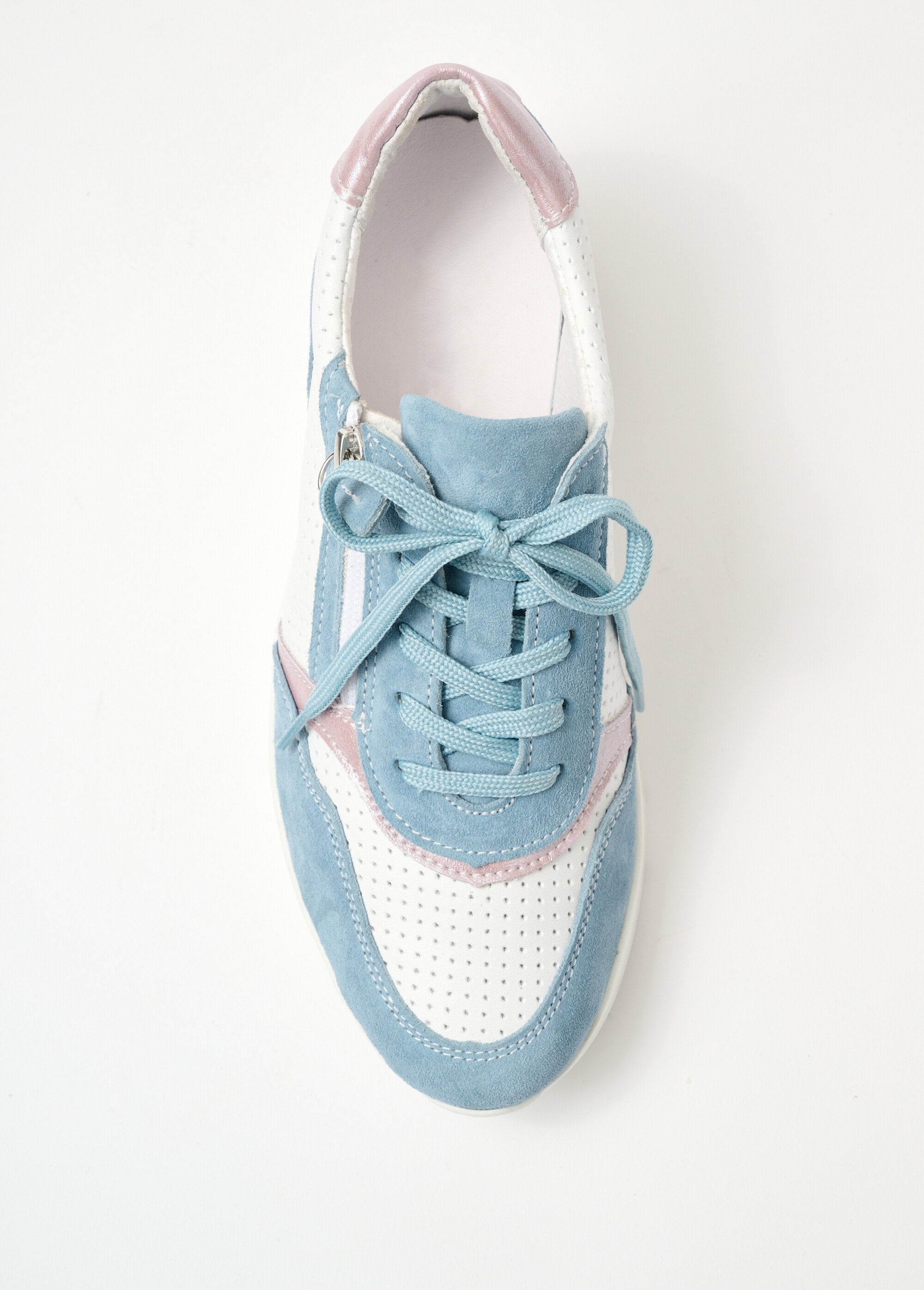 Baskets_grande_largeur_compensées_cuir_Bleu_et_blanc_OV1_slim