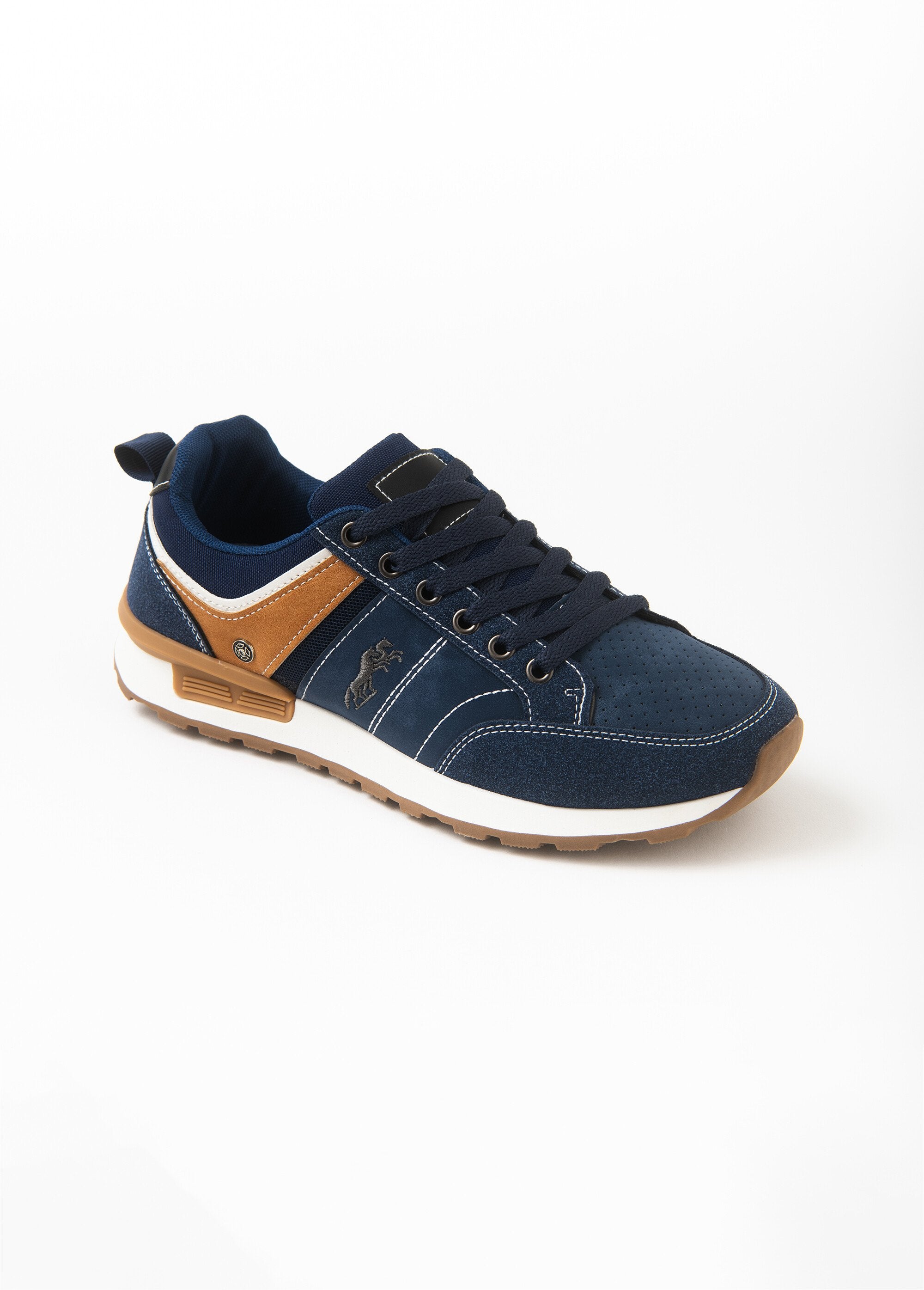 Herensneakers_van_geperforeerd_materiaal_Marine_FA1_slim