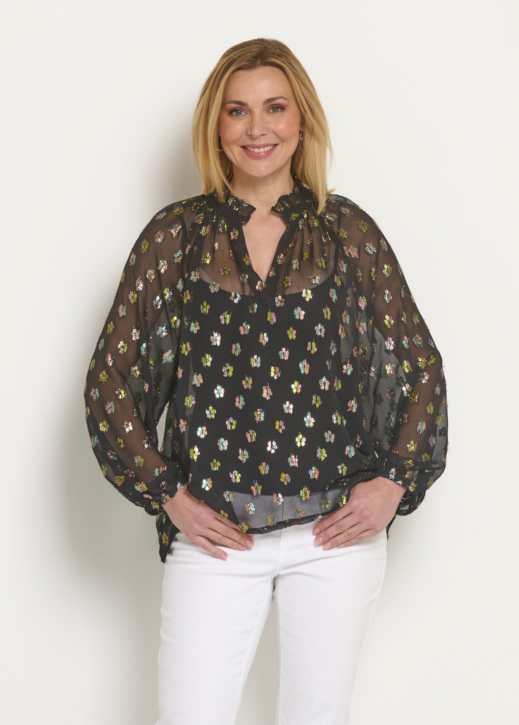 Blouse_voile_motifs_métallisés_encolure_V_Noir_FA1_slim