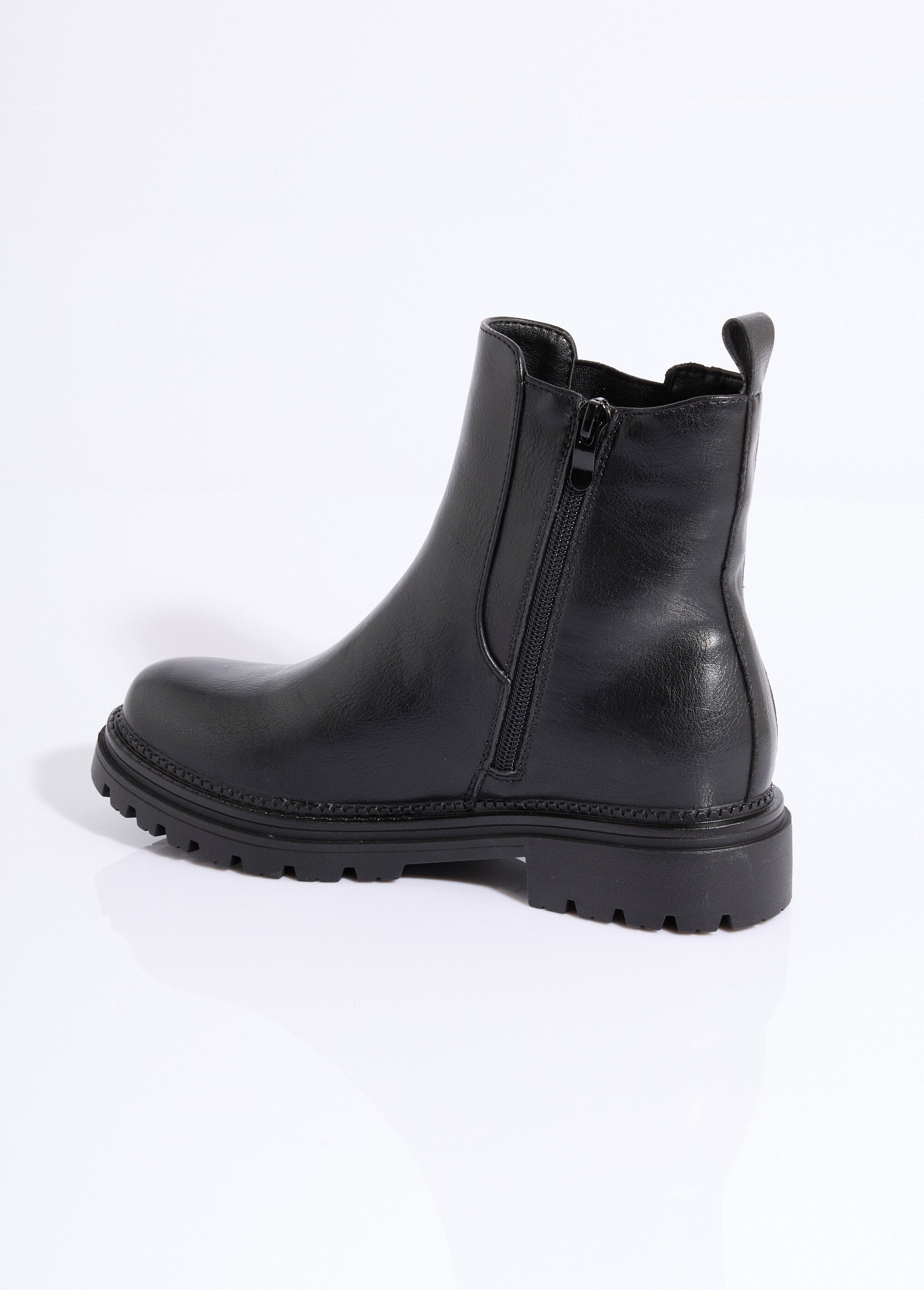 Boots_Chelsea_crantées_détails_matières_Noir_DO1_slim