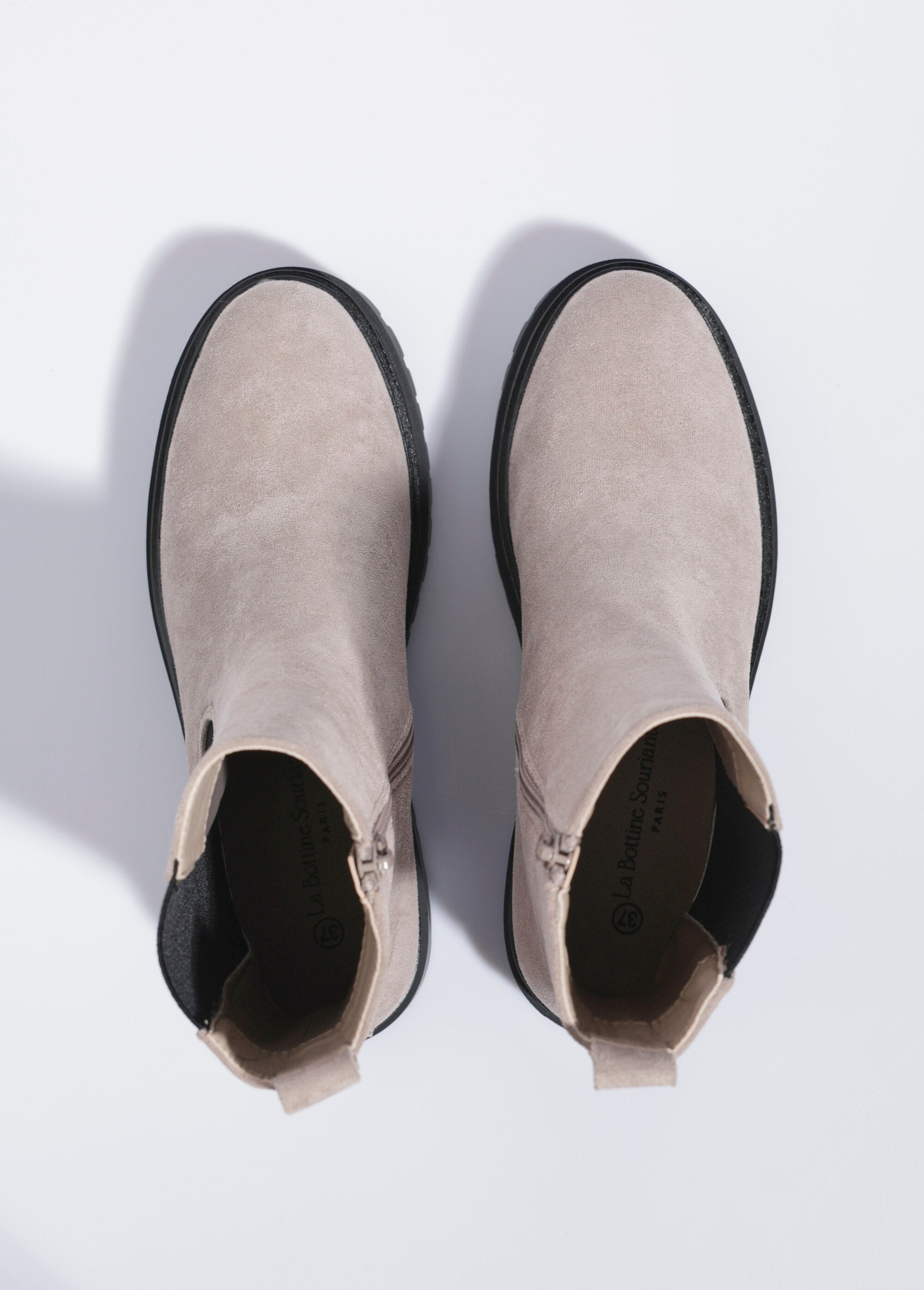 Boots_Chelsea_hautes_semelle_crantée_Beige_OV1_slim