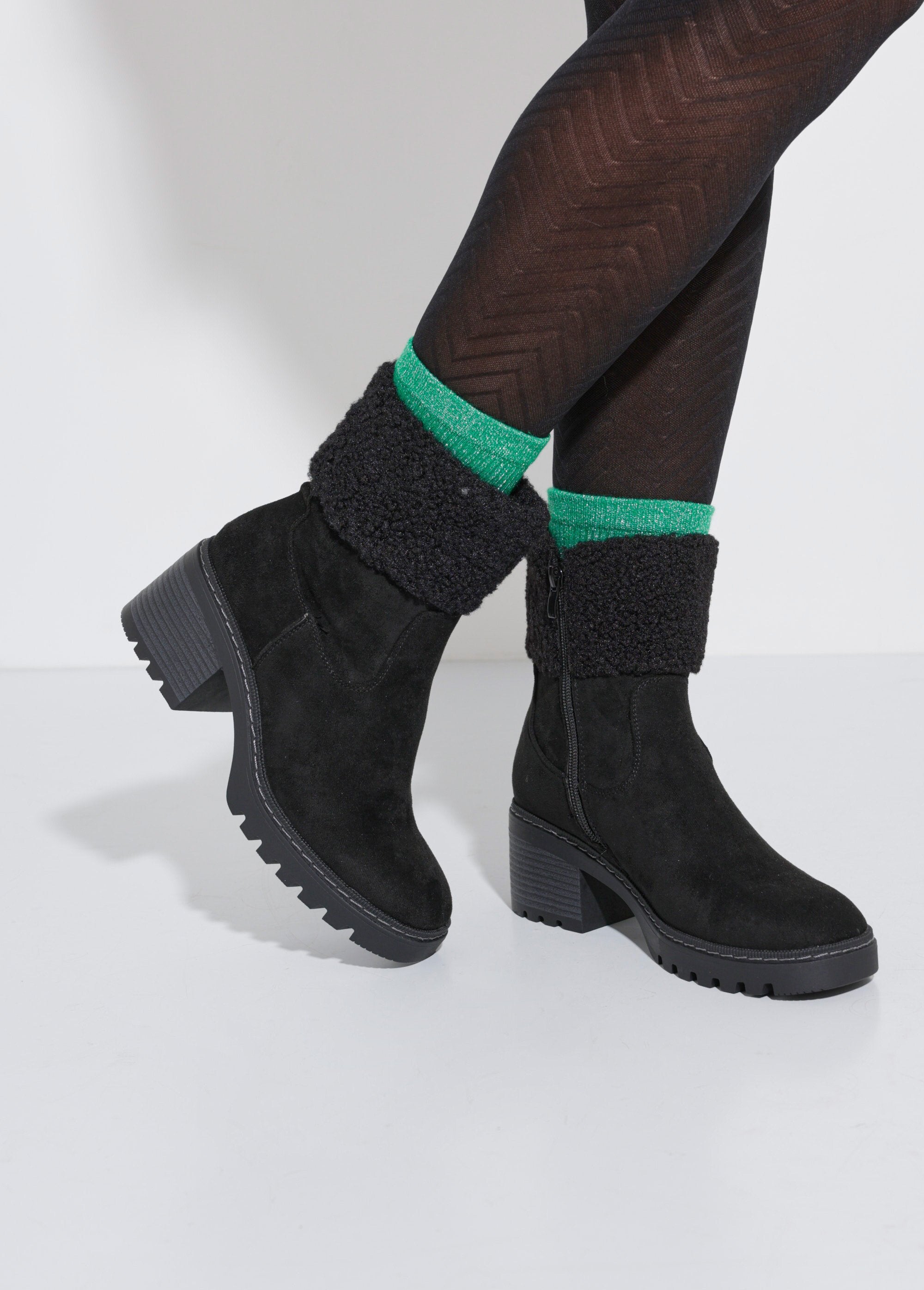 Suedette_laarzen_met_hak_en_bontrand_Noir_SF1_slim