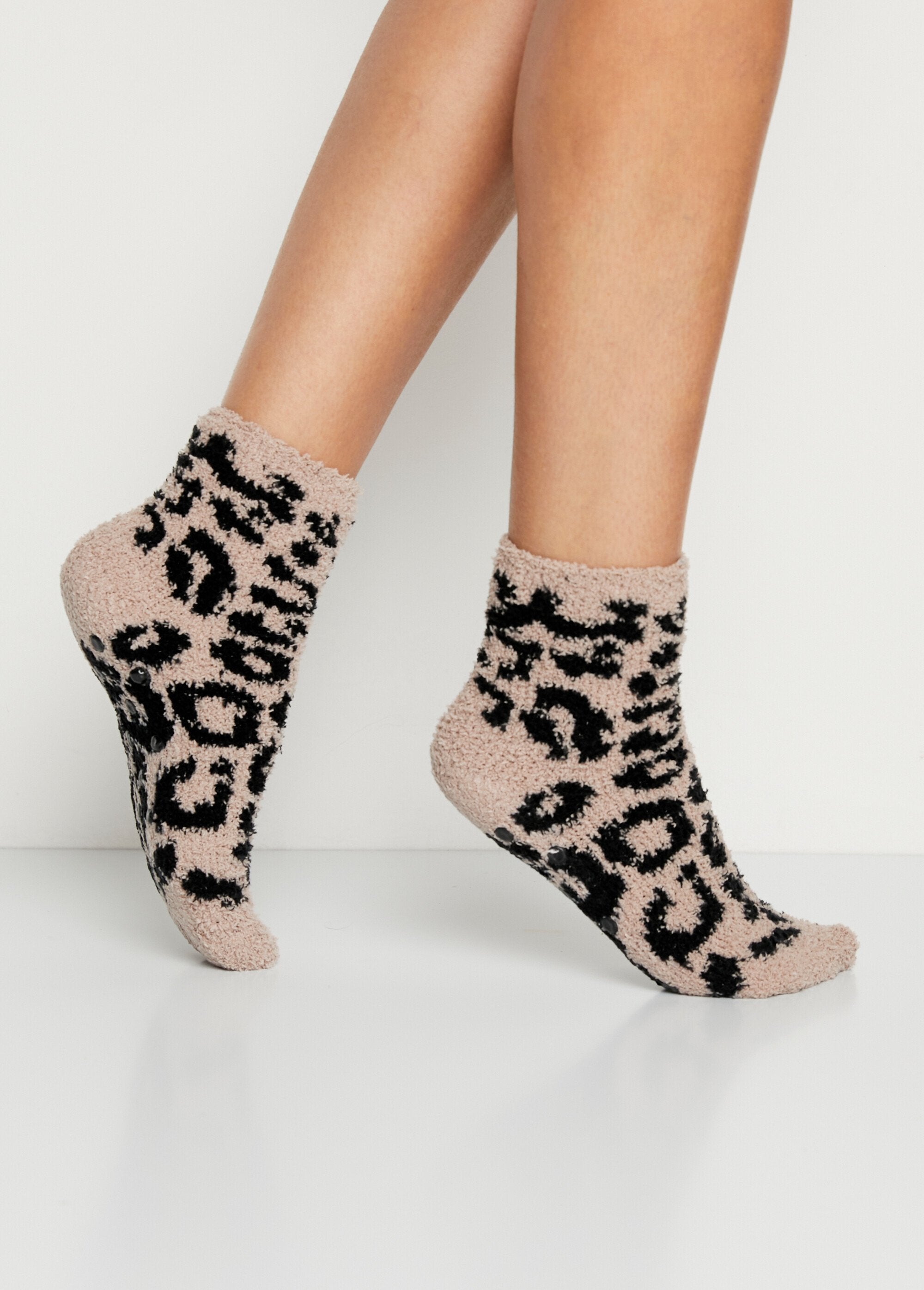 Chaussettes_douceur_antidérapantes_Assortis_noir_lot2_DR1_slim