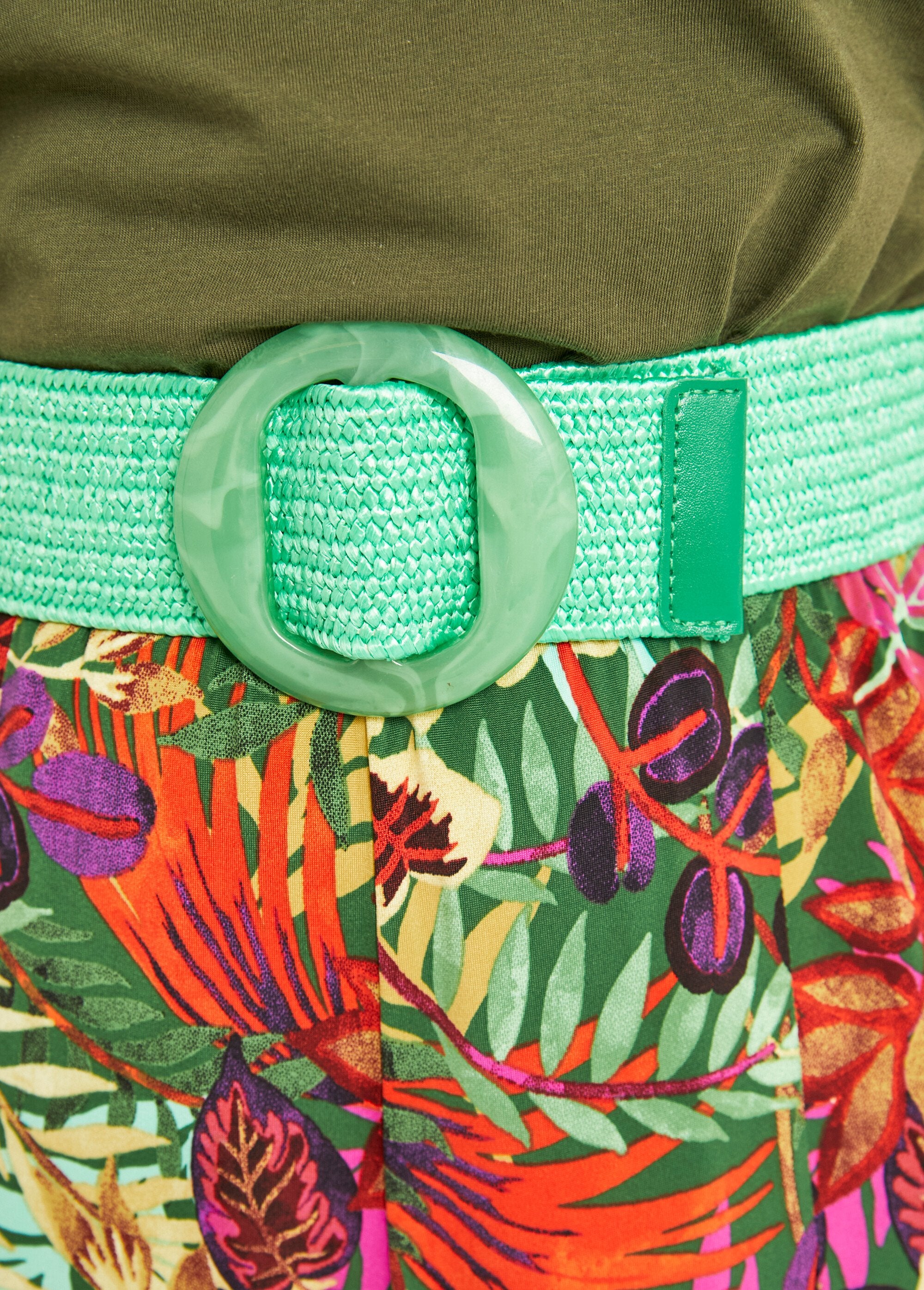 Stretch_belt_with_round_buckle_Green_DE1_slim