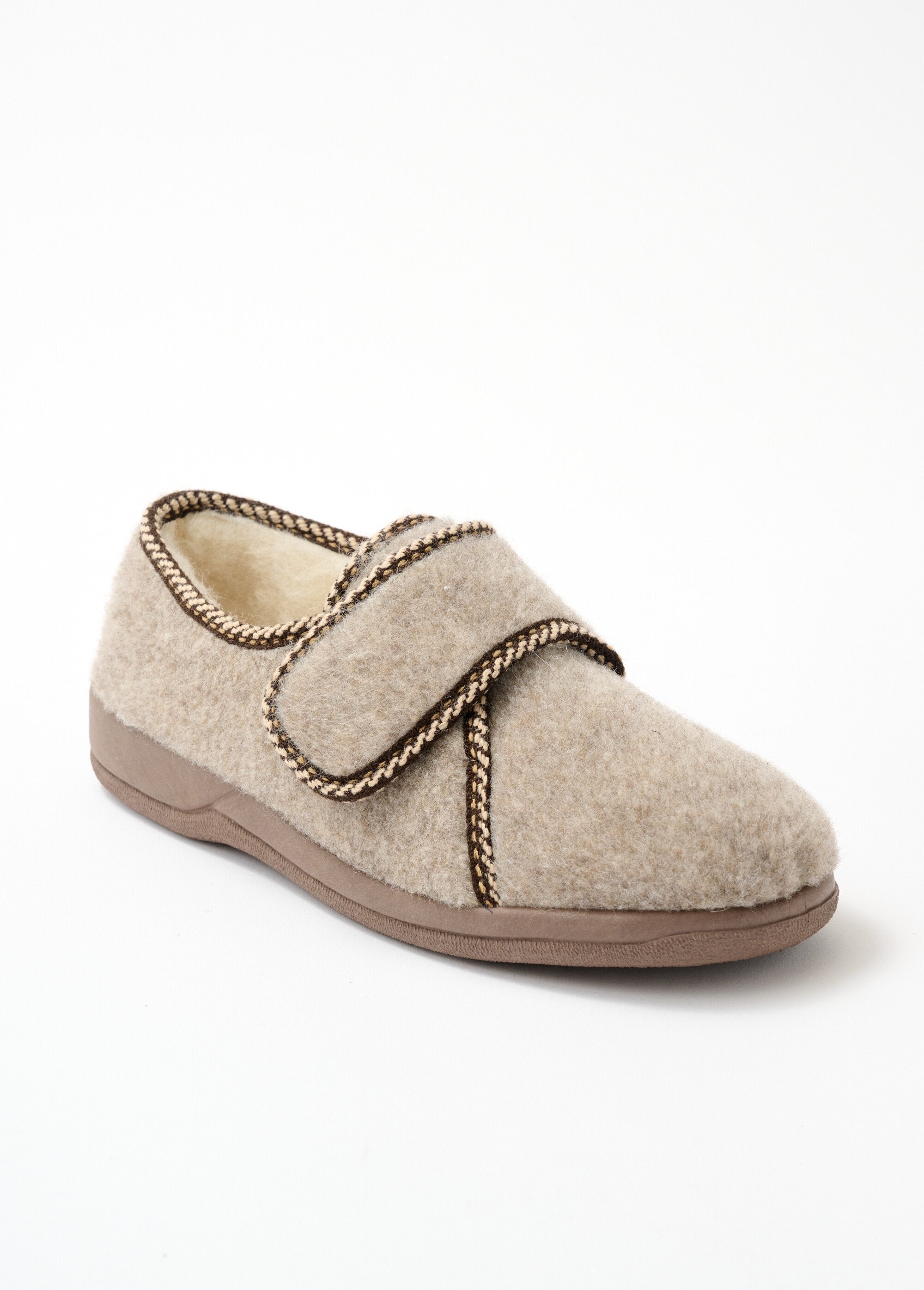 Chaussons_scratchés_largeur_confort_fourrés_Beige_FA1_slim