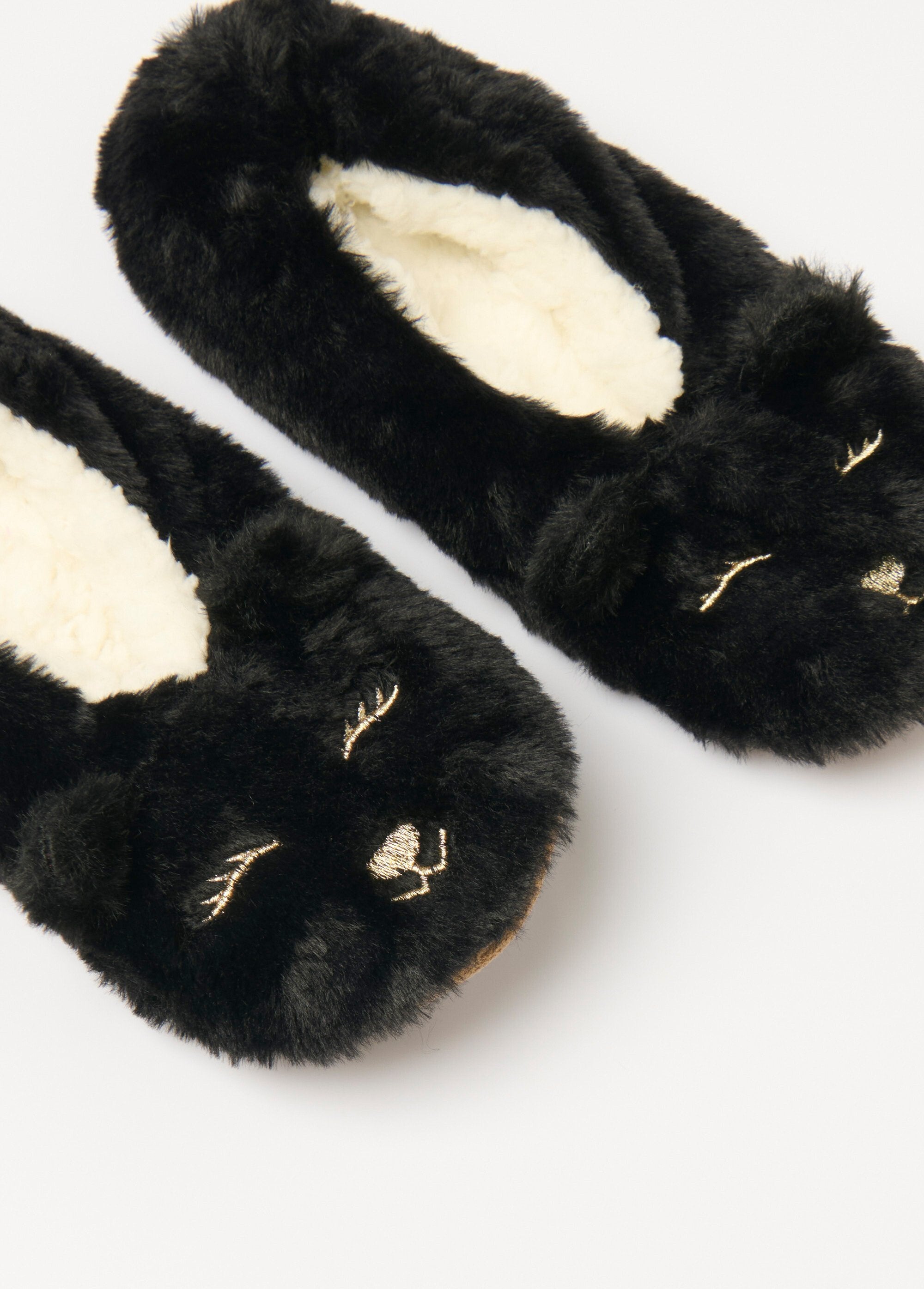 Warme_pantoffels_van_imitatiebont_Noir_DE1_slim