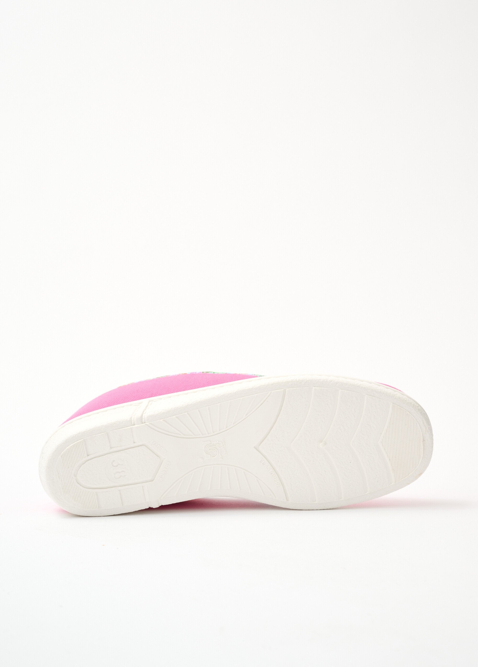 Chaussons_largeur_confort_brodés_élastiqués_Rose_UN1_slim