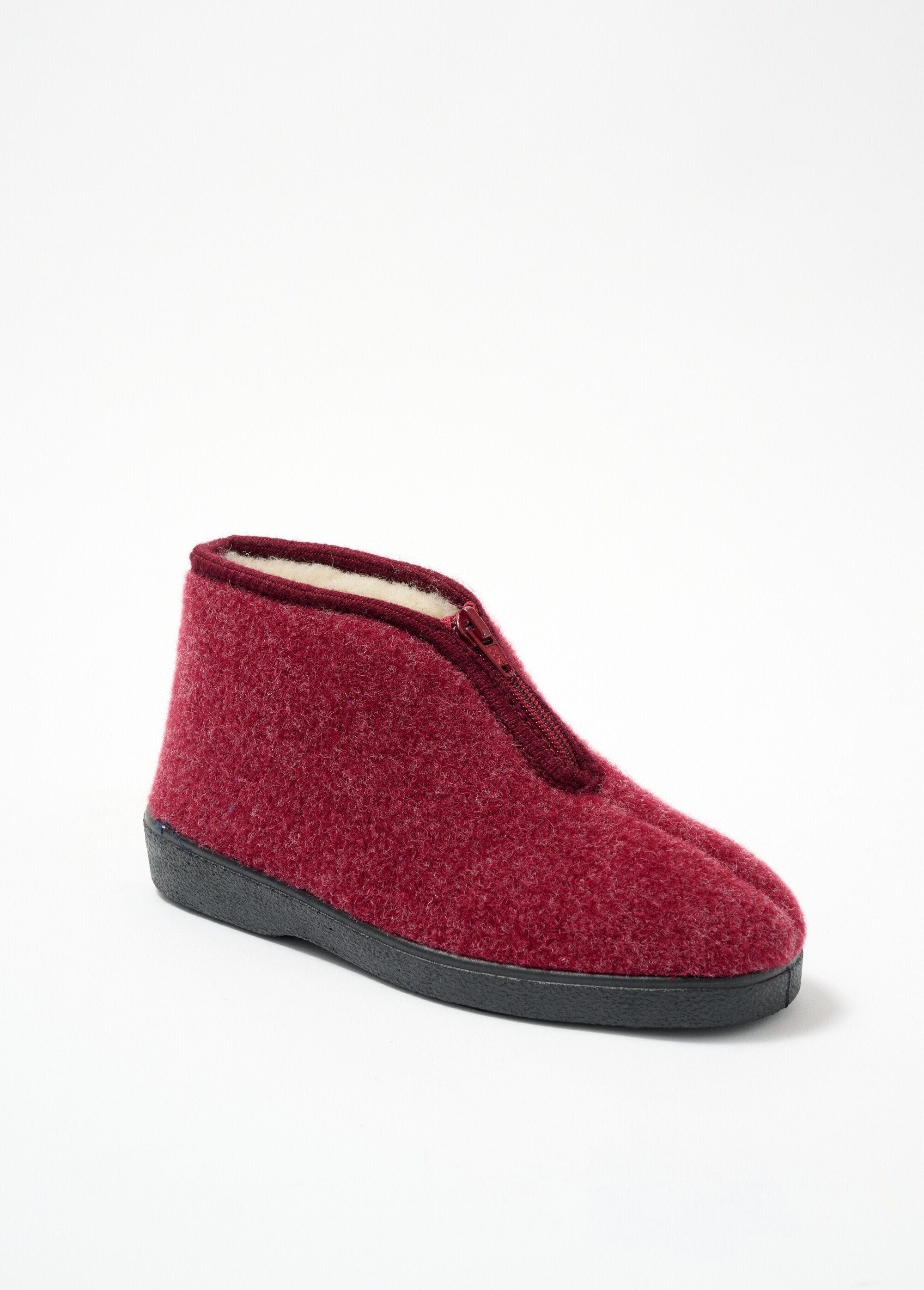 Comfortabele_wijdte_pantoffels_met_rits_Bordeaux_FA1_slim