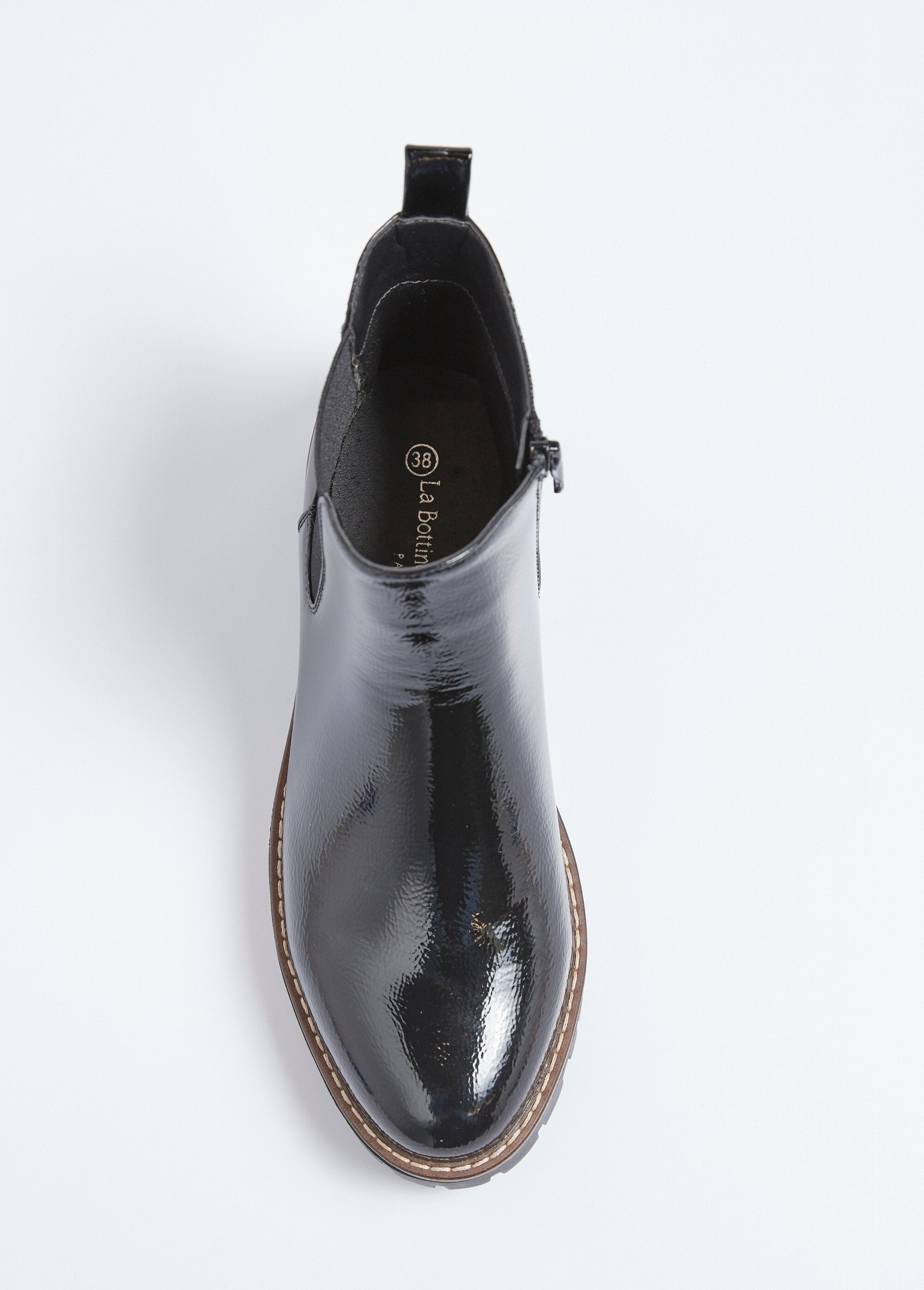 Chelsea_boots_semelle_crantée_largeur_confort_Noir_OV1_slim