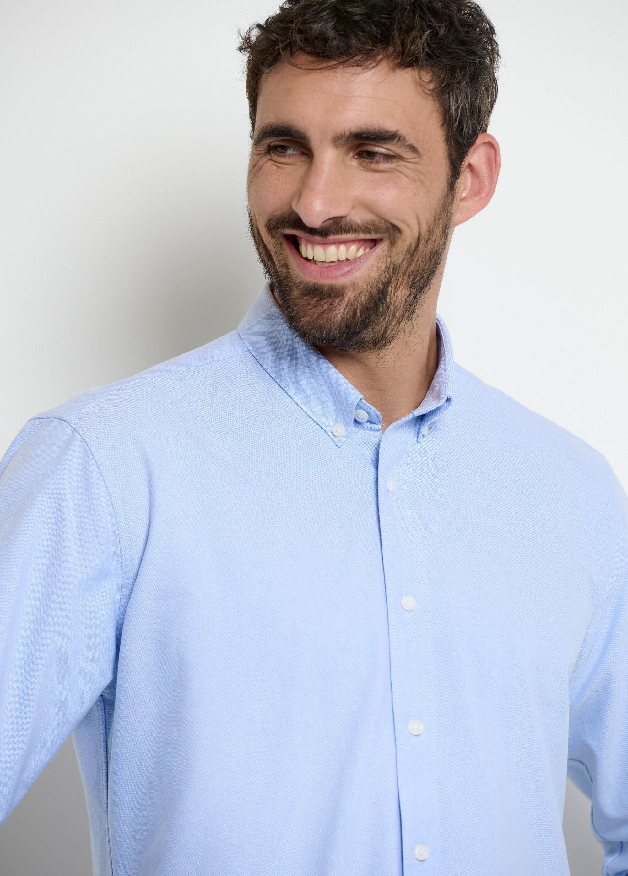 Chemise_classique_en_oxford_col_boutonné_Bleu_DE1_slim