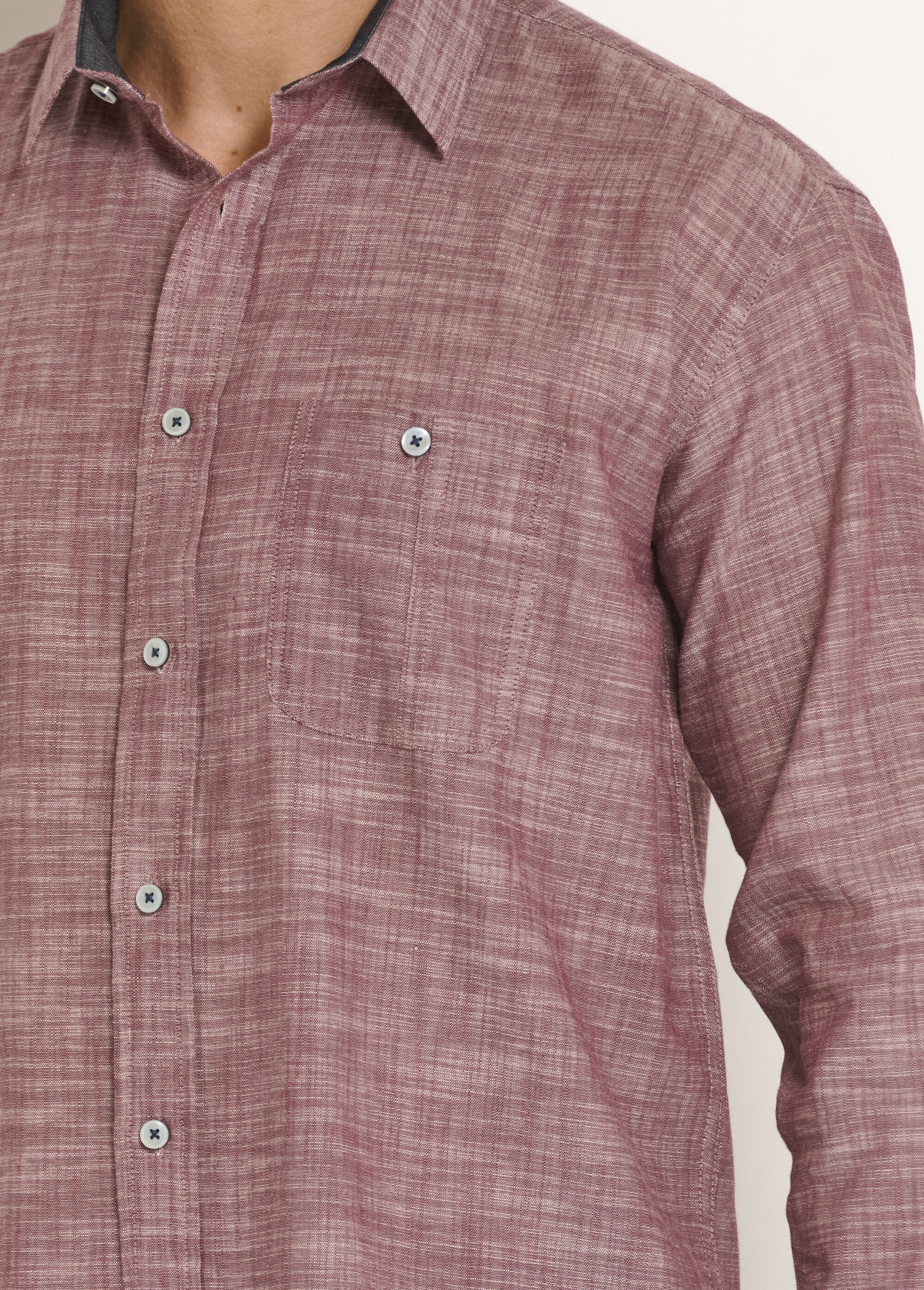 Mooi_shirt_met_contrasterende_details_Bordeaux_DE2_slim