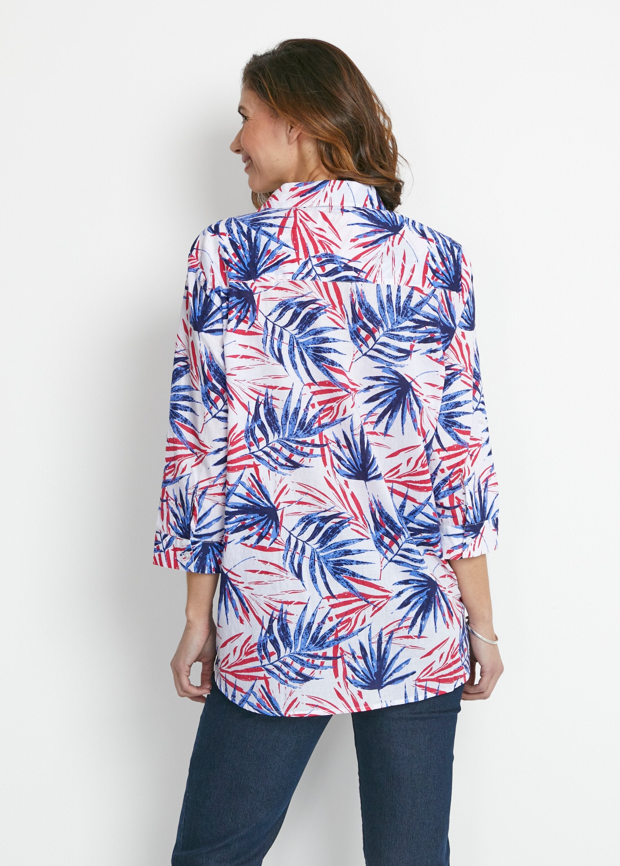 Blusa_larga_de_algodón_estampada_con_botones_Plano_DO1_slim