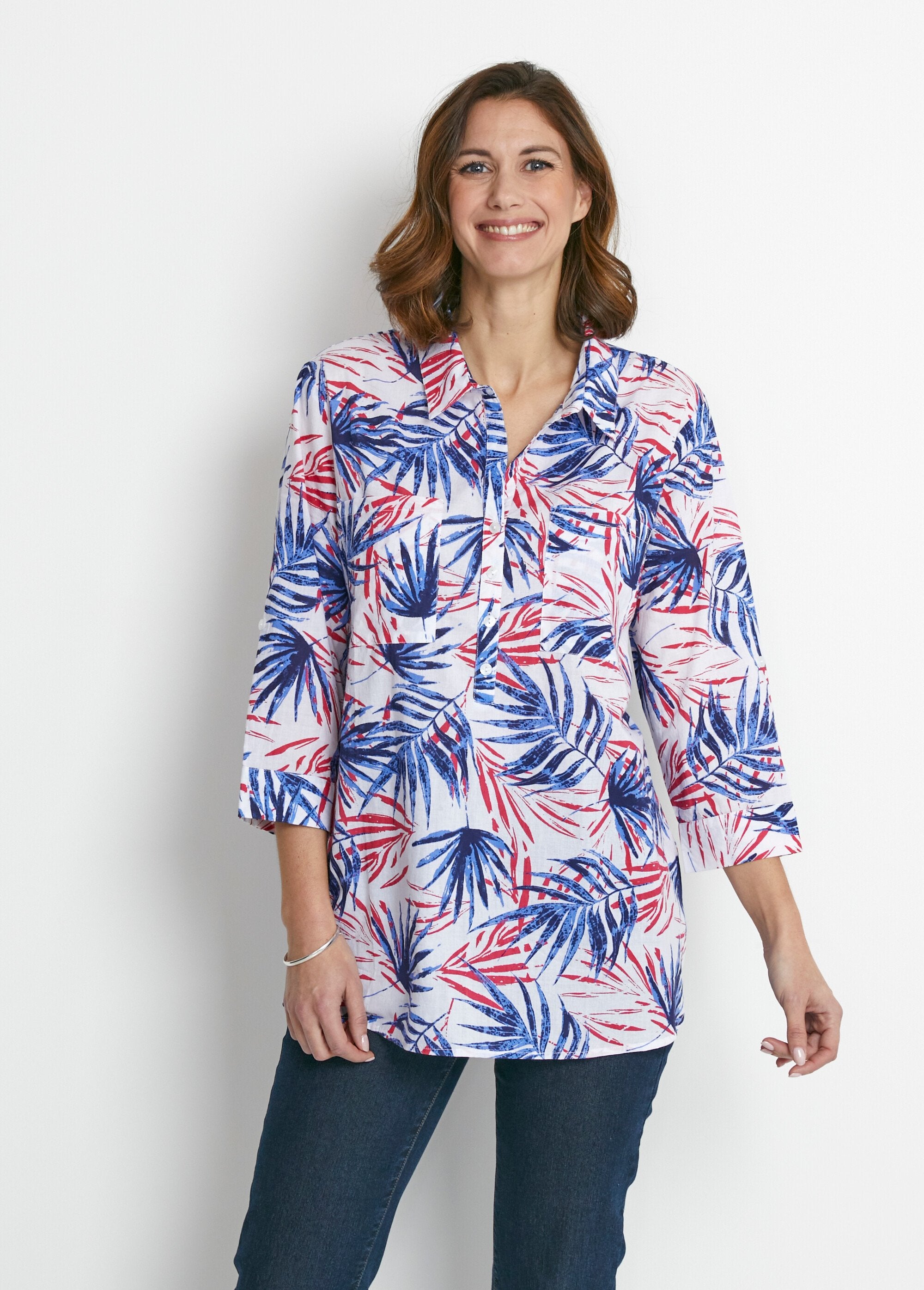 Blusa_larga_de_algodón_estampada_con_botones_Plano_FA1_slim