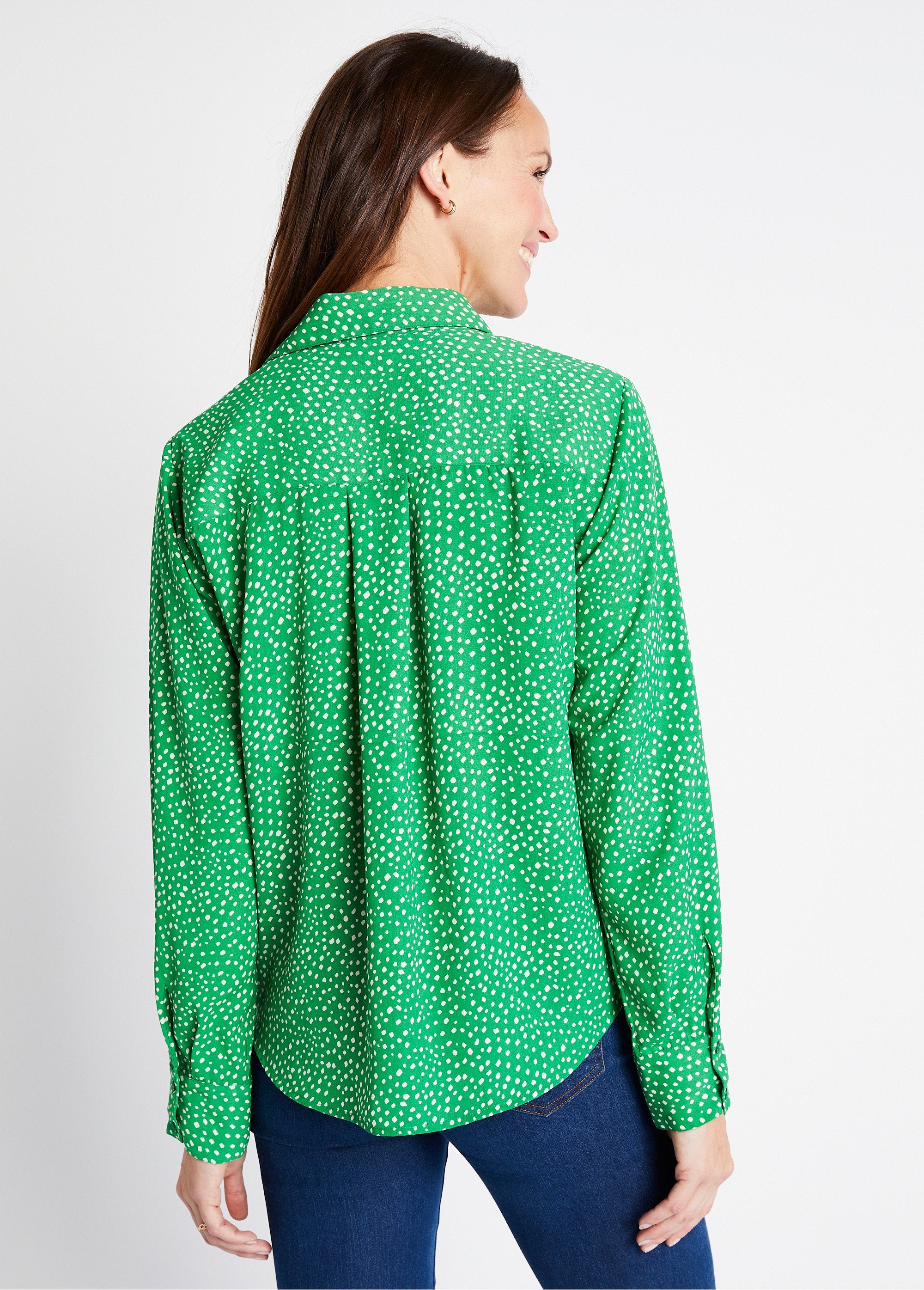 Rechte_blouse_met_polka_dot_print_Ecru_groen_DO1_slim