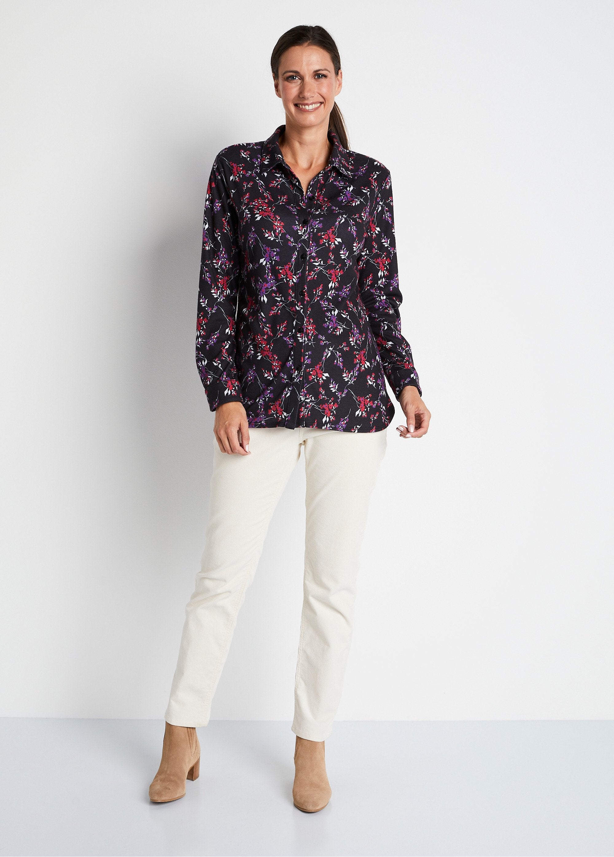 Blusa_floral_em_malha_quente_Estampa_preta_SF1_slim