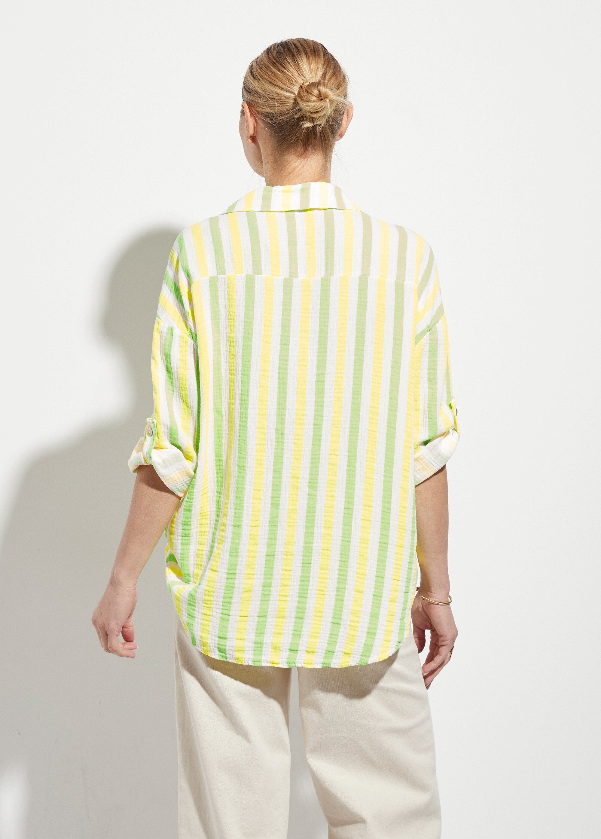 Katoenen_blouse_van_gaas_met_fluorescerende_strepen_Jaune_et_vert_DO1_slim