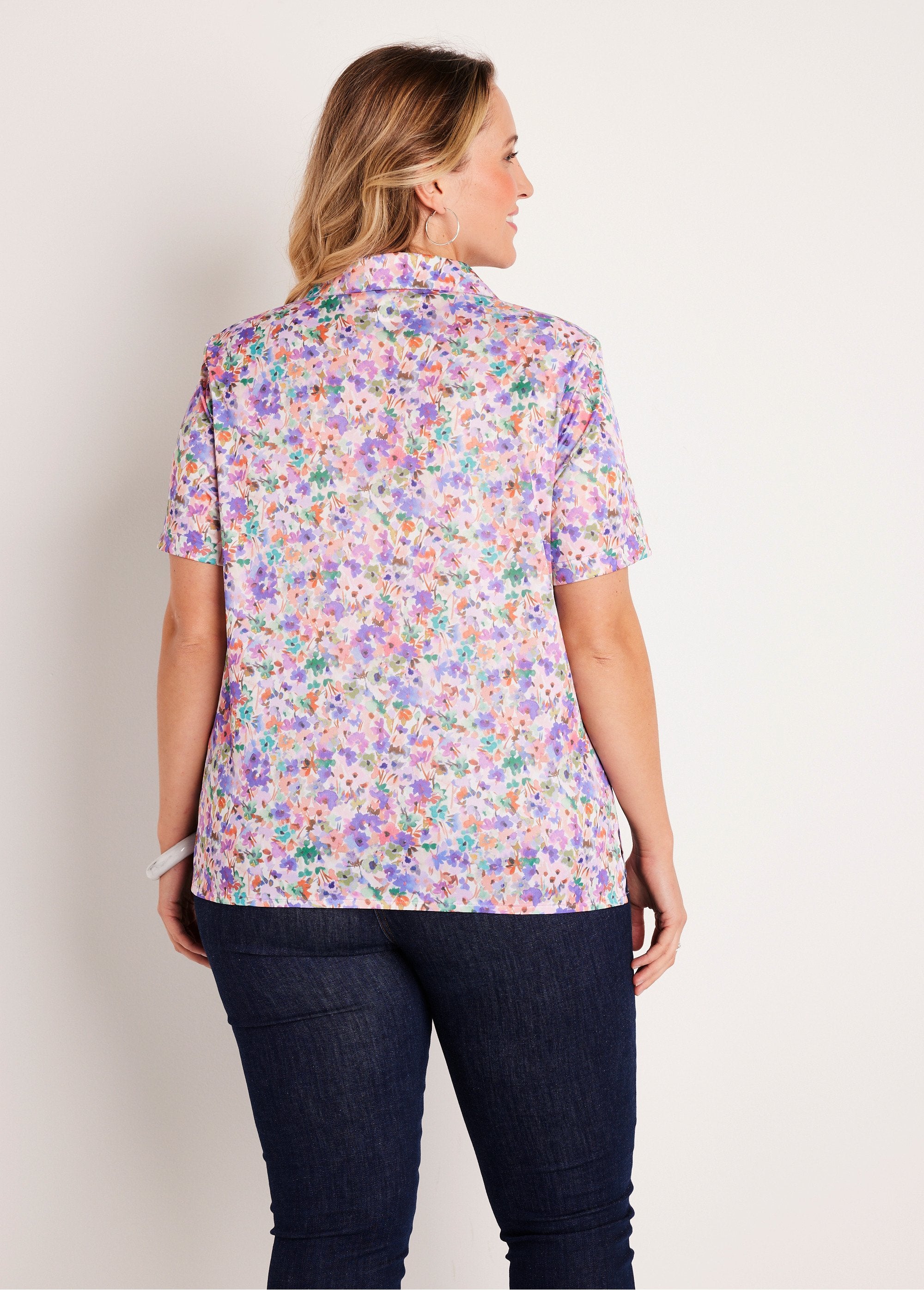 Lange_gebloemde_blouse_Paars_en_roze_DO1_curvy