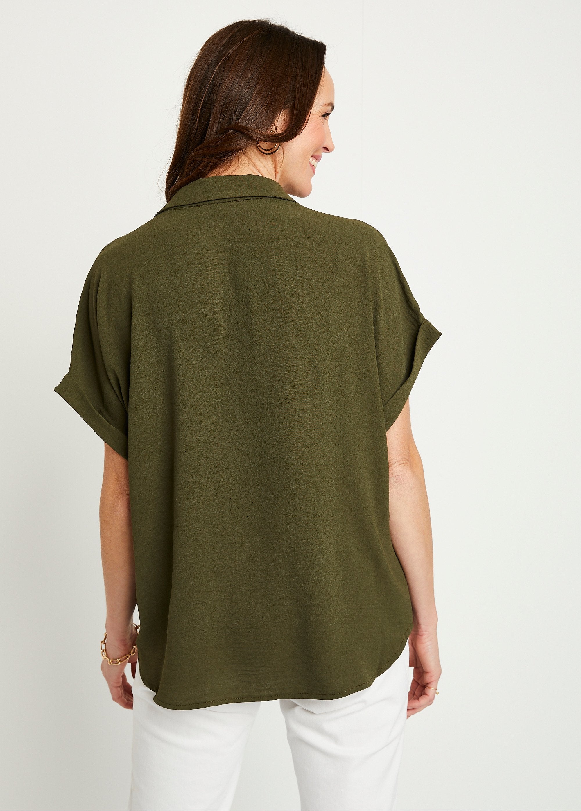 Effen_blouse_met_korte_mouwen_Khaki_DO1_slim