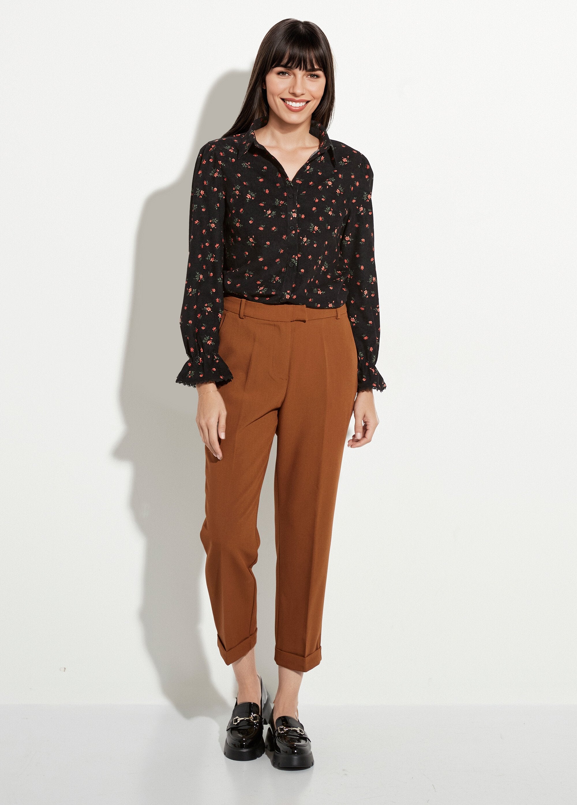 Fluwelen_milleraies_blouse_met_rozenpatroon_Noir_imprime_SF1_slim