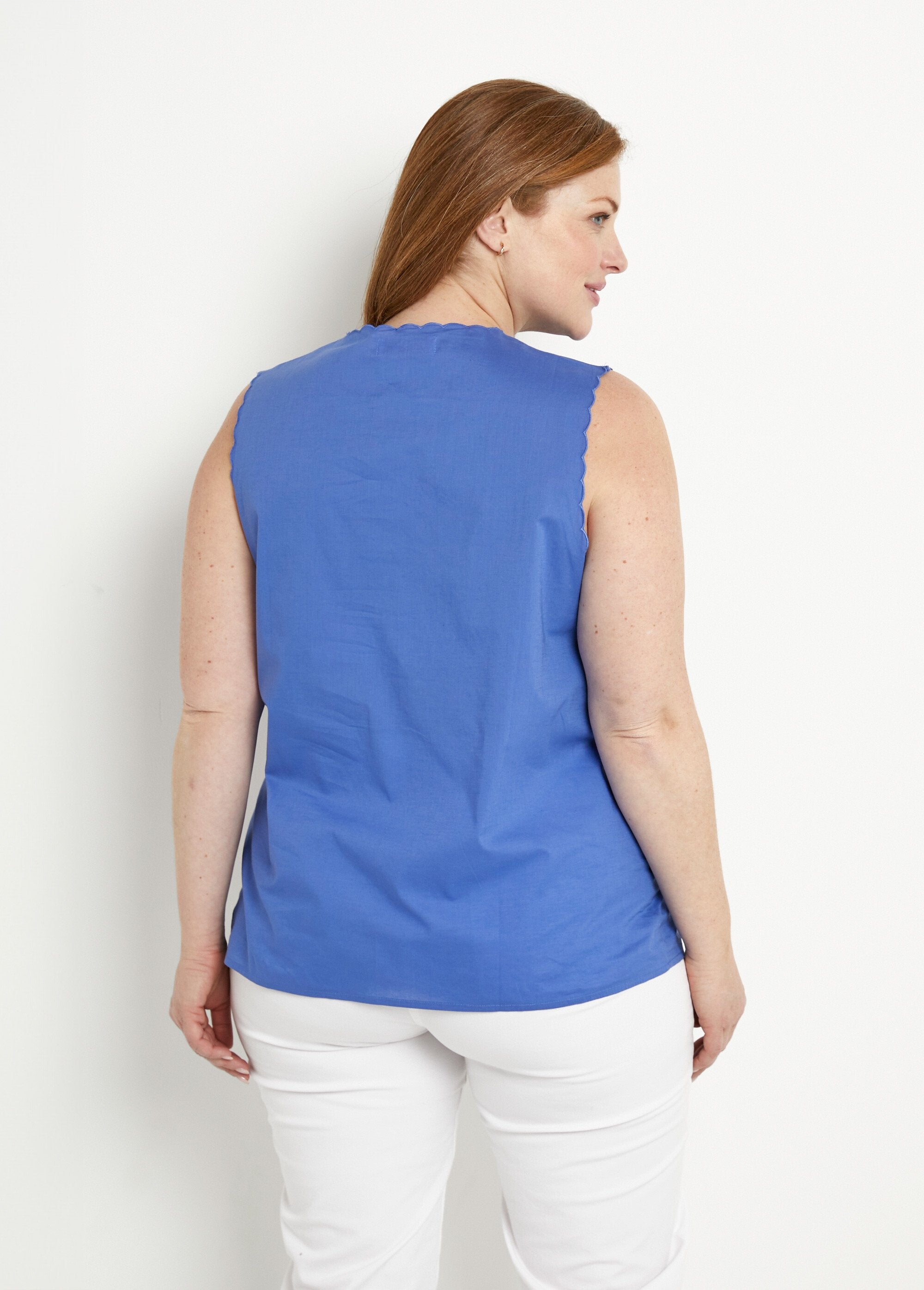Débardeur_uni_coton_brodé_Bleu_DO1_curvy