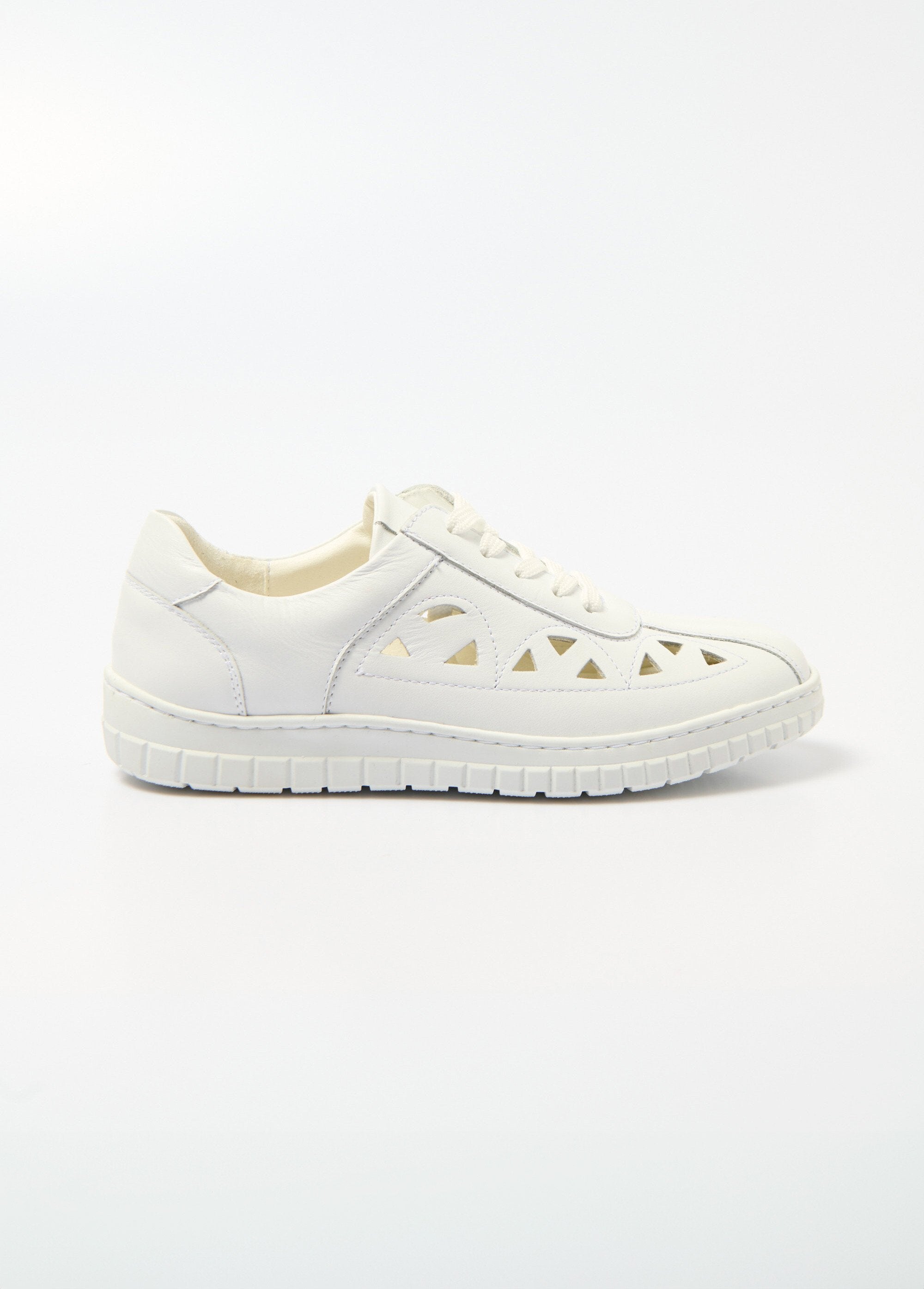 Geperforeerde_comfort_wijdte_leren_veterschoenen_Blanc_DR1_slim