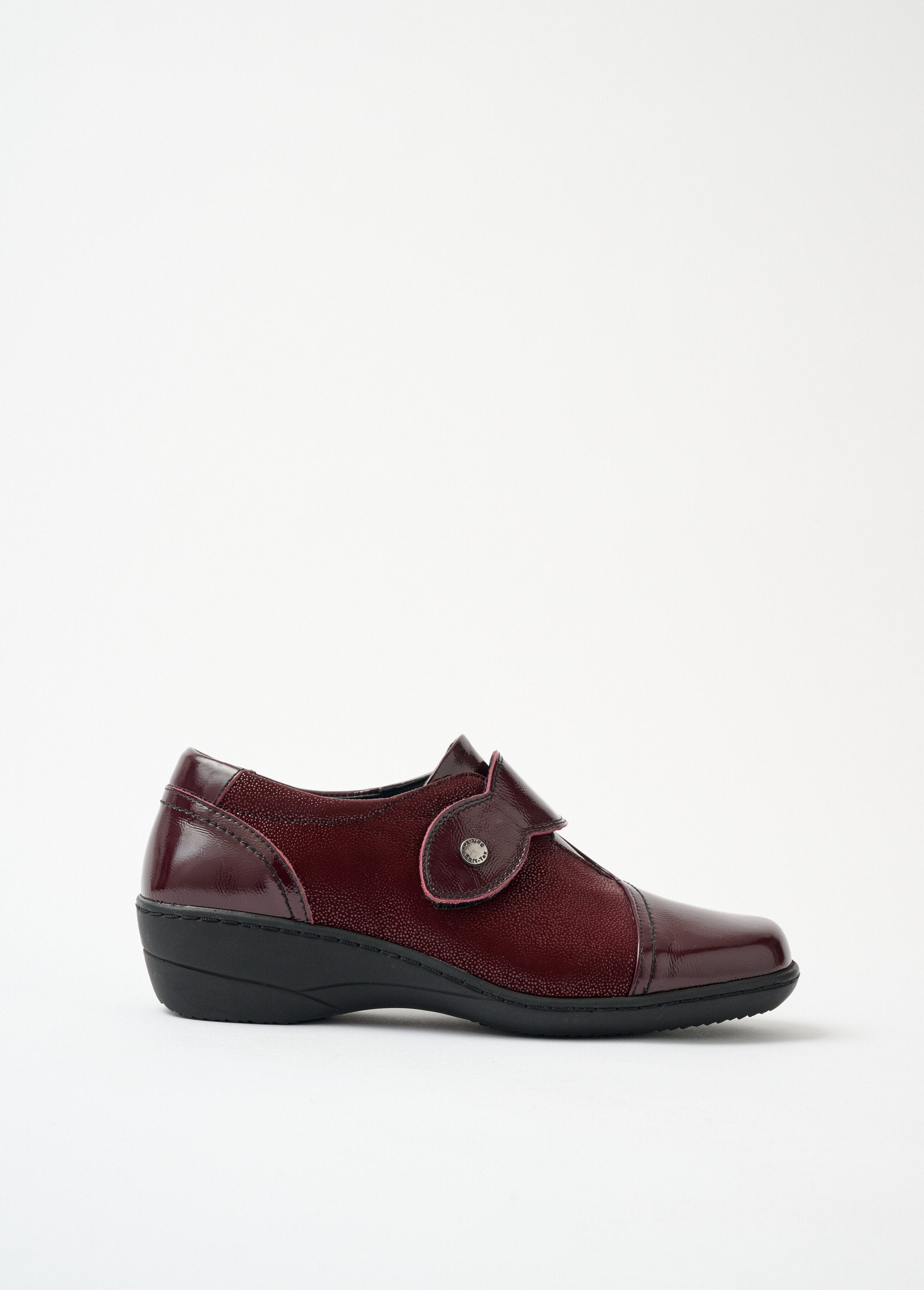 Derbies_scratchées_souples_largeur_confort_cuir_Vernis_bordeaux_DR1_slim