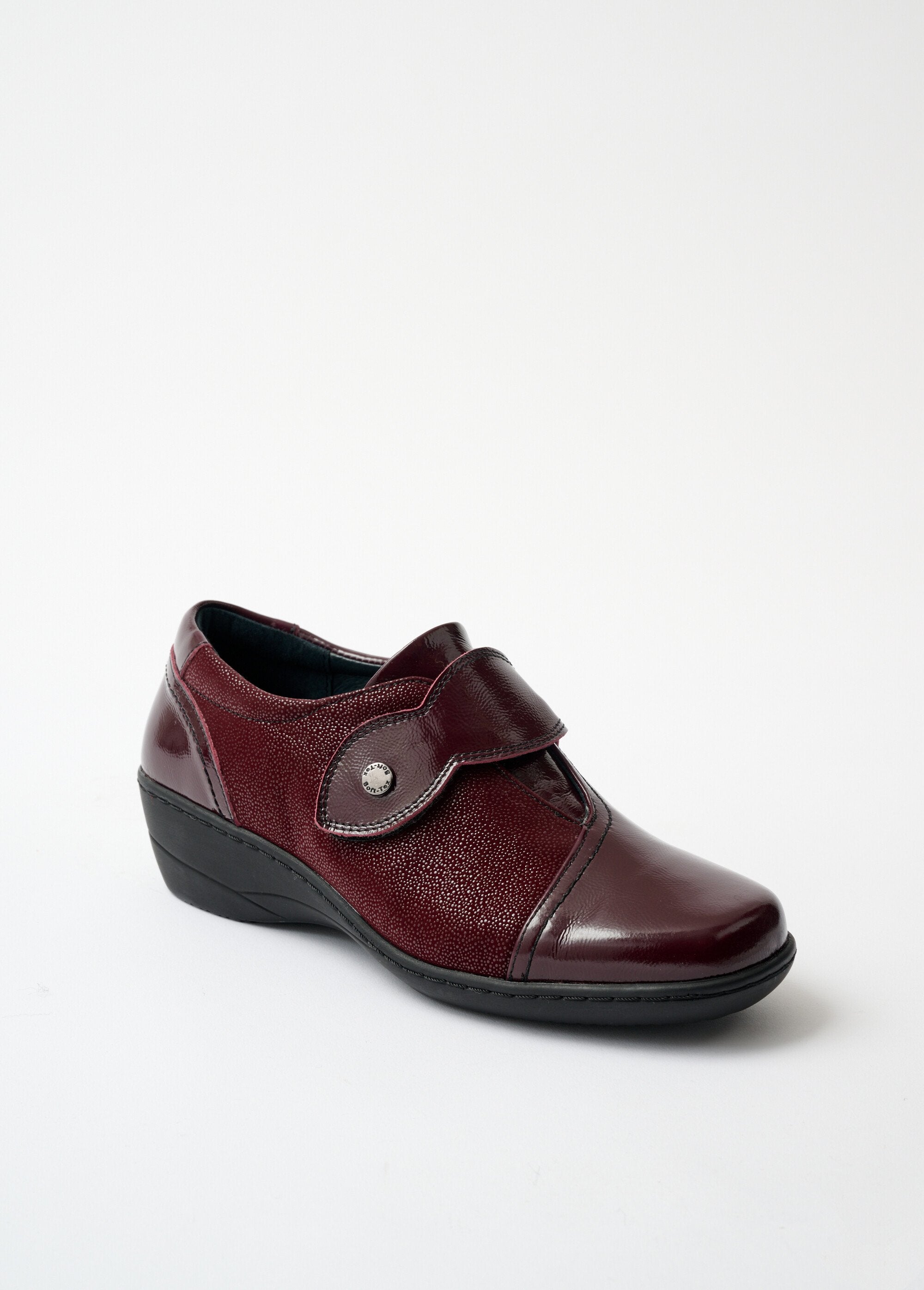 Derbies_scratchées_souples_largeur_confort_cuir_Vernis_bordeaux_FA1_slim