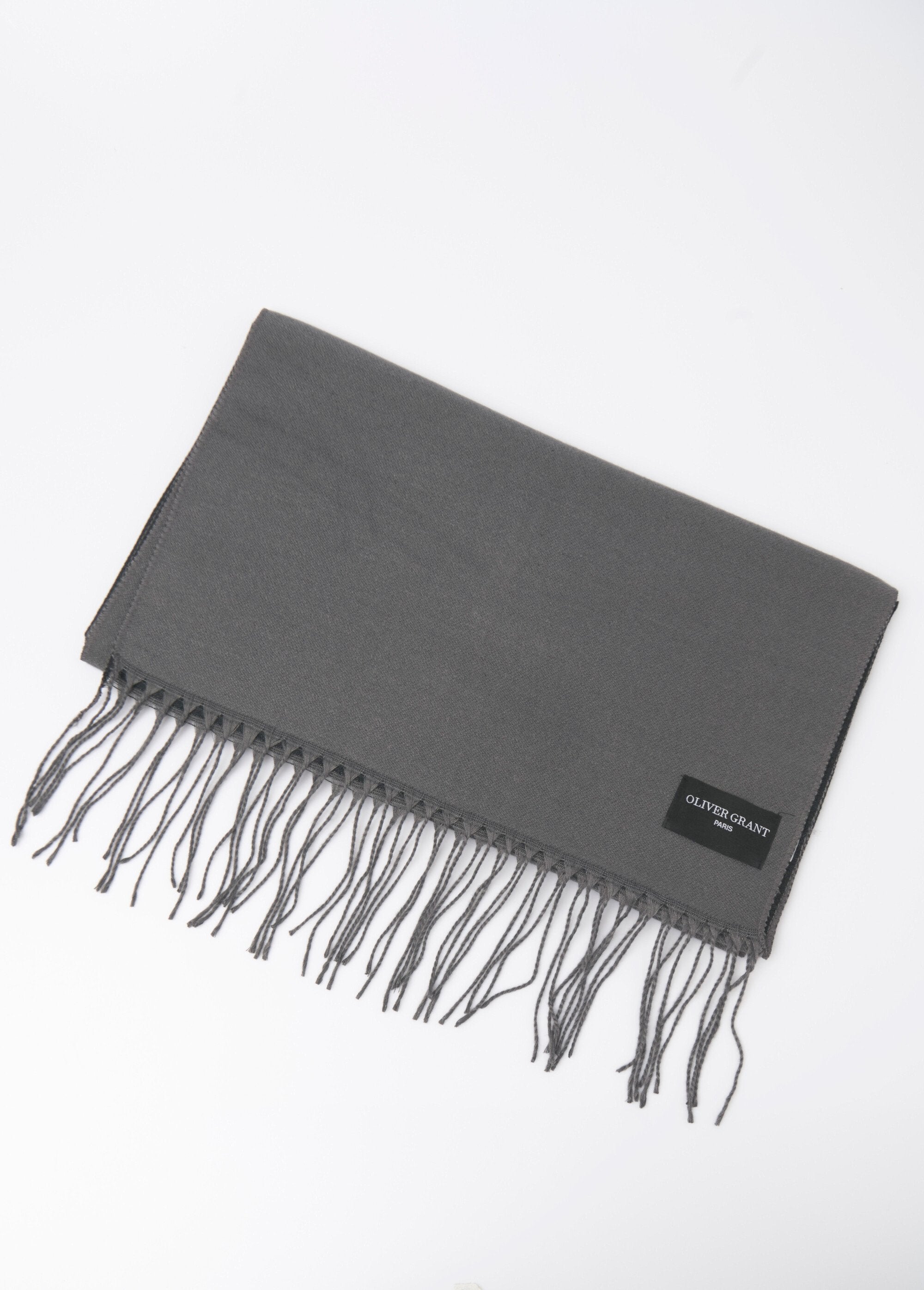 Omkeerbare_tweekleurige_sjaal_met_franjes_Gris_FA1_slim
