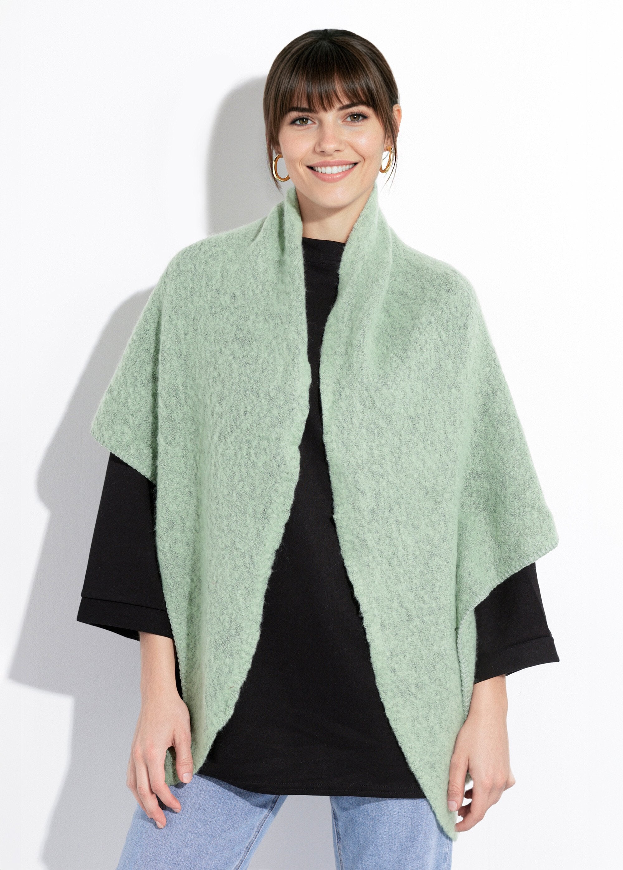 Echarpe_triangle_maille_douce_et_chaude_Vert_FA1_slim