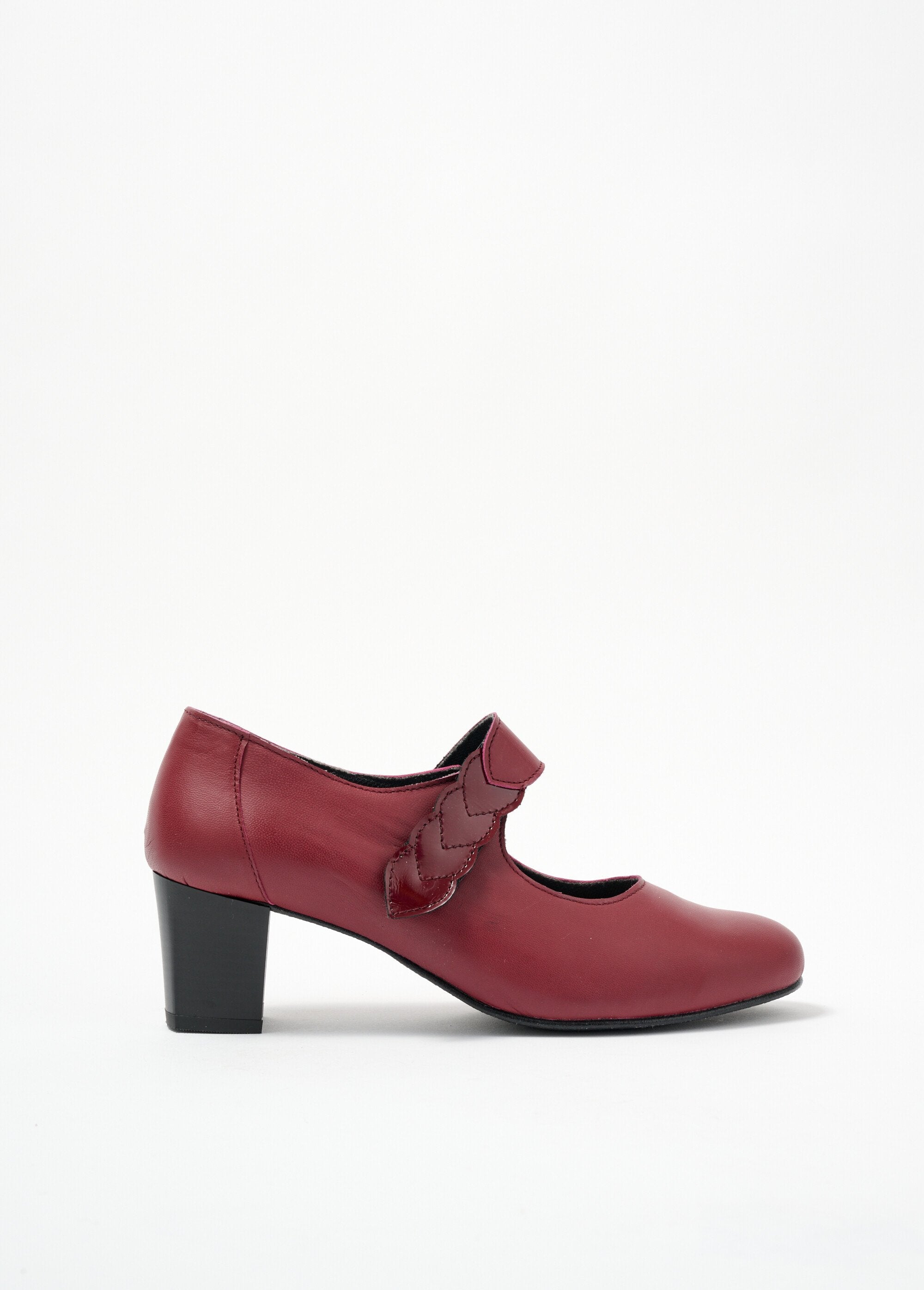 Pumps_met_hak_in_comfortabele_wijdte_met_leren_klittenbandsluiting_Bordeaux_DR1_slim