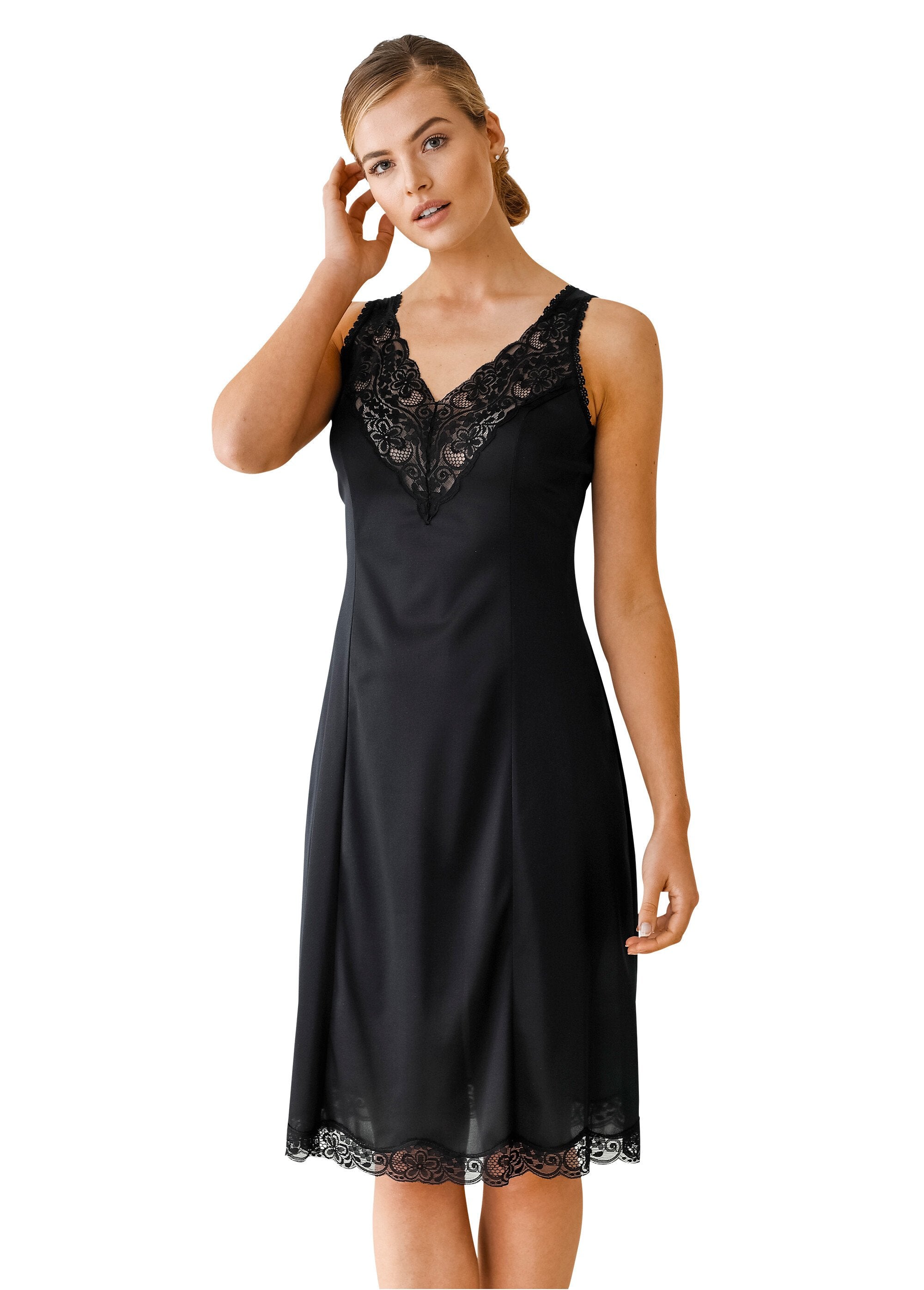 Fond_de_robe_dentelle_Noir_FA1_slim