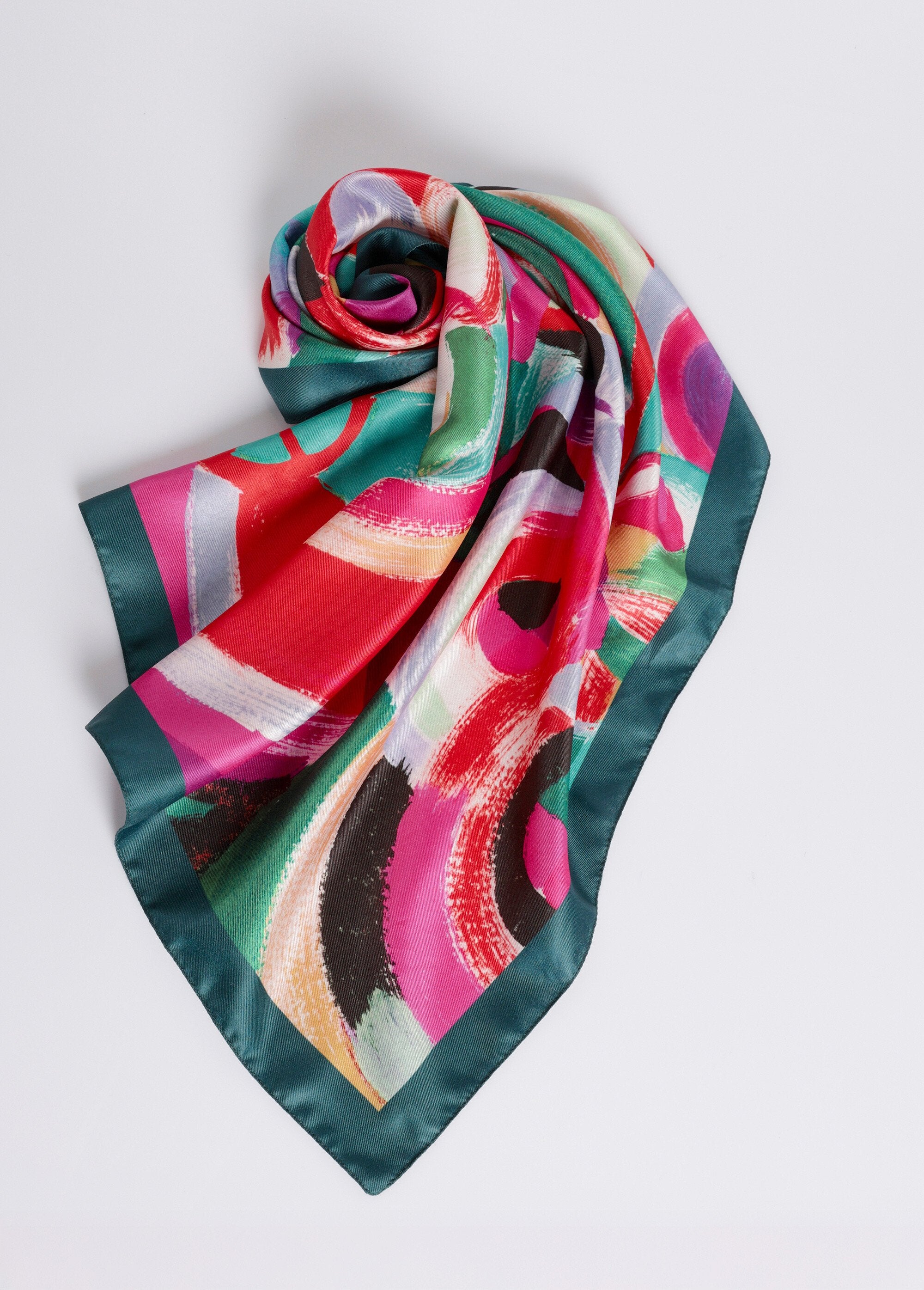 Foulard_carré_satiné_imprimé_graphique_Multicolore_FA1_slim