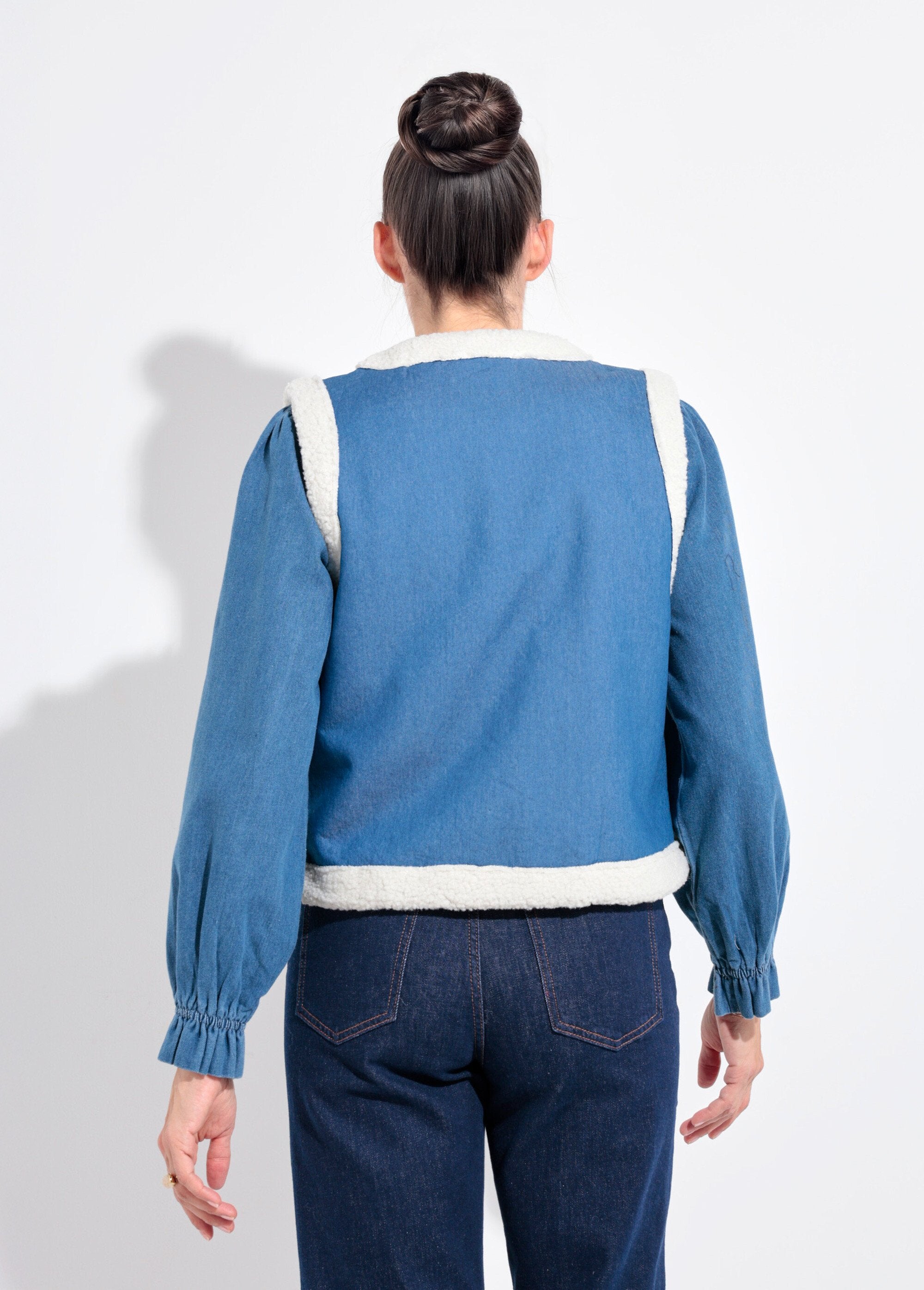 Denim_vest_van_schapenvacht_Bleu_DO1_slim