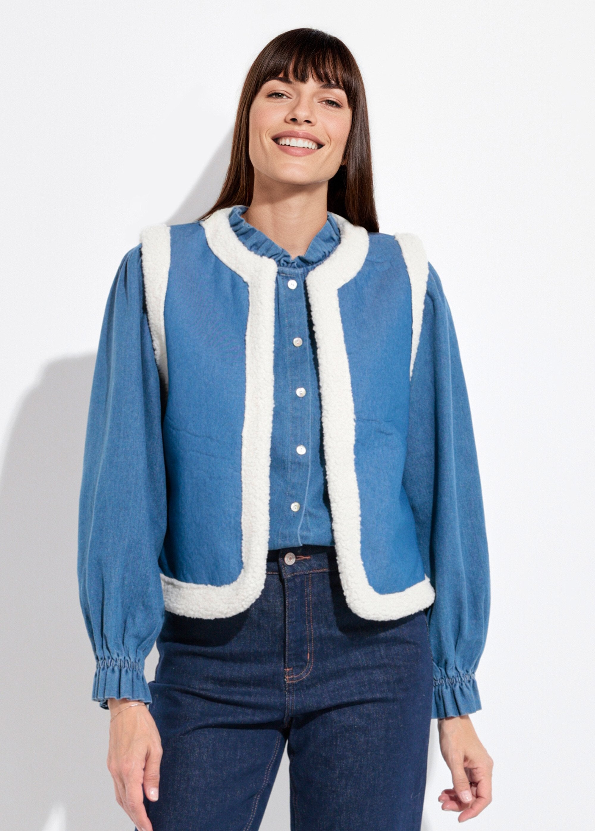 Denim_vest_van_schapenvacht_Bleu_FA1_slim