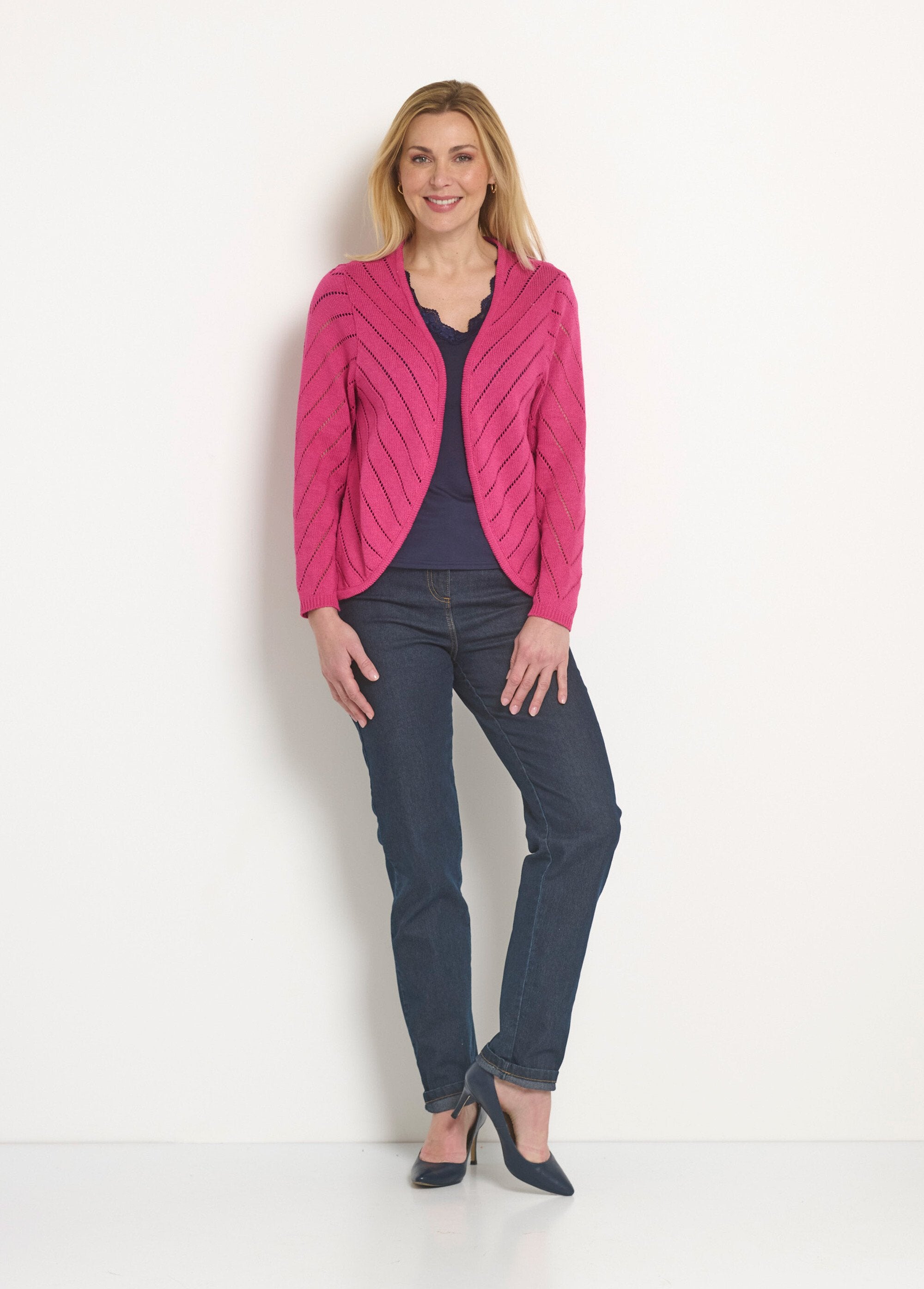 Fine_openwork_cotton_bolero_vest_Cassis_SF1_slim