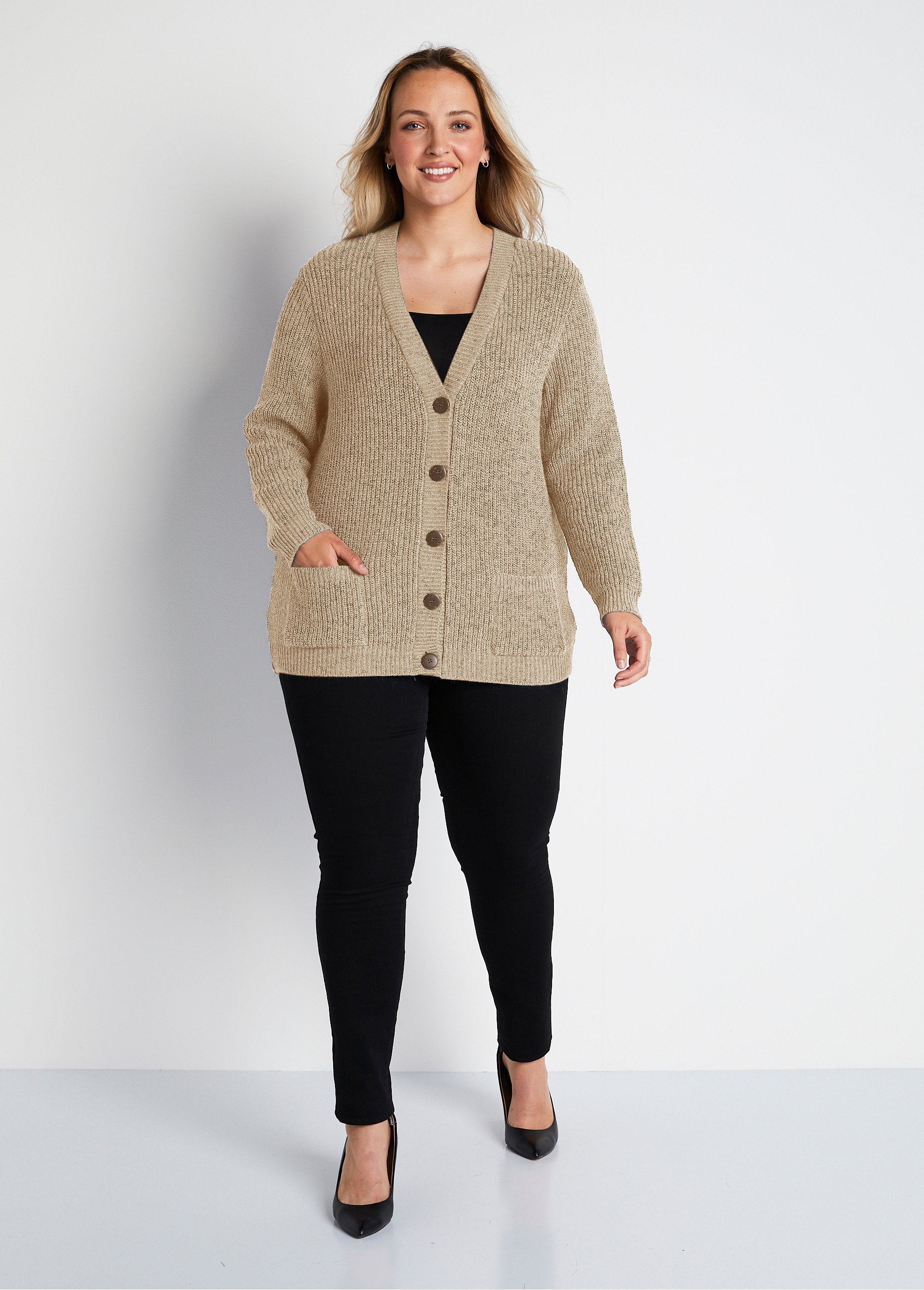 Gilet_boutonné_mi-long_maille_perlée_avec_laine_Beige_SF1_curvy