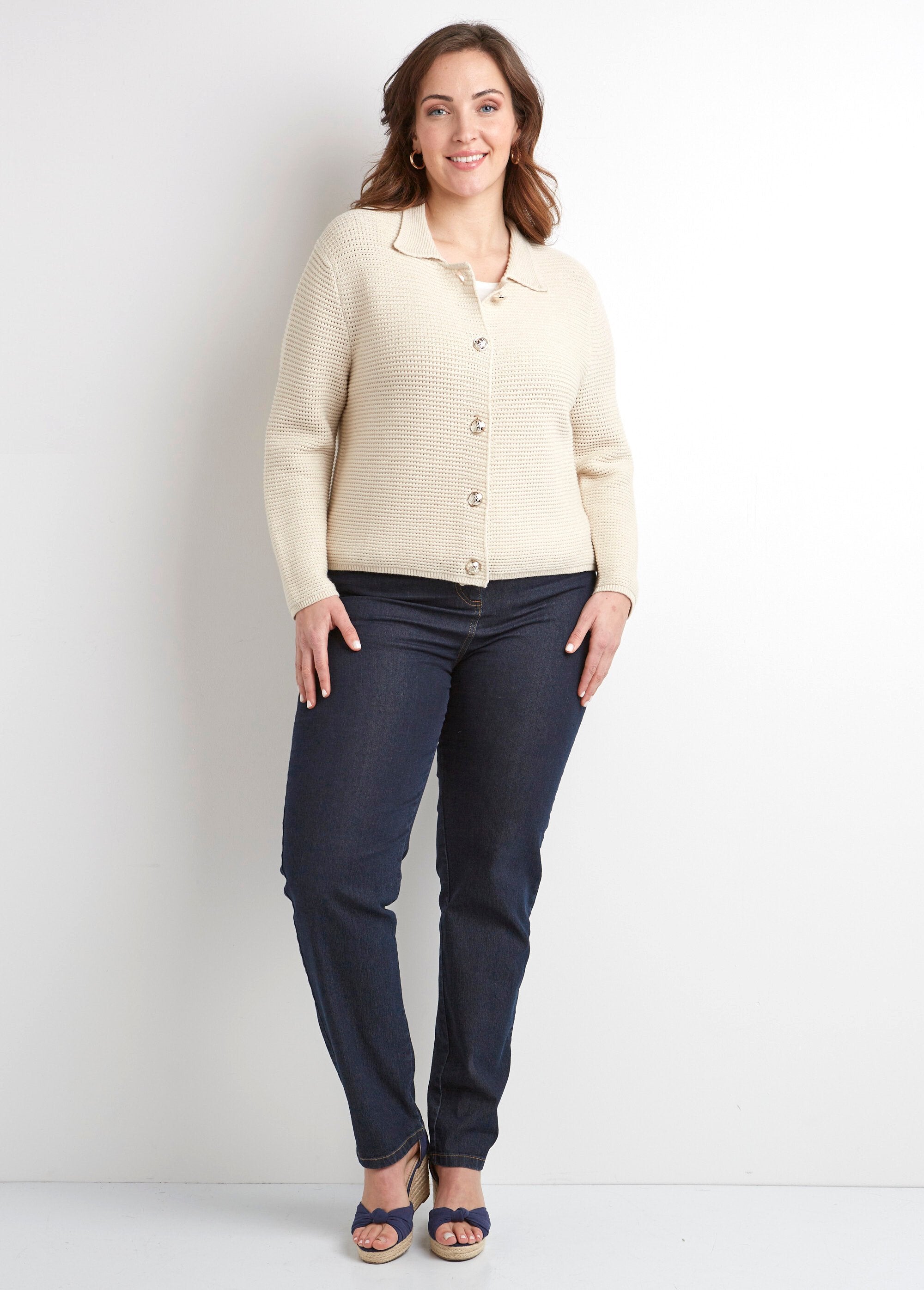 Gilet_boutonné_uni_avec_col_manches_longues_Beige_SF1_curvy