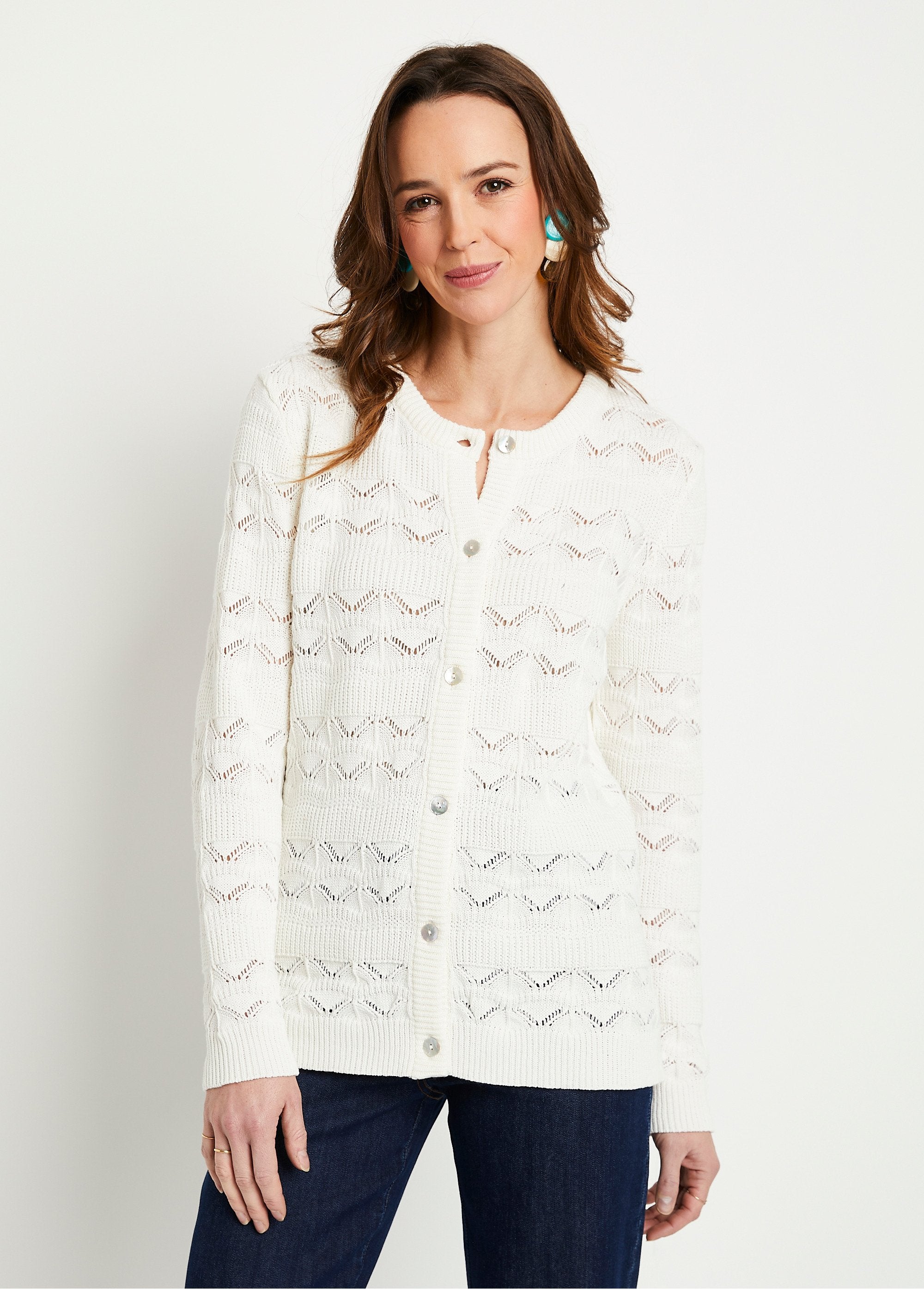 Gilet_cardigan_court_ajouré_boutonné_Ecru_FA1_slim